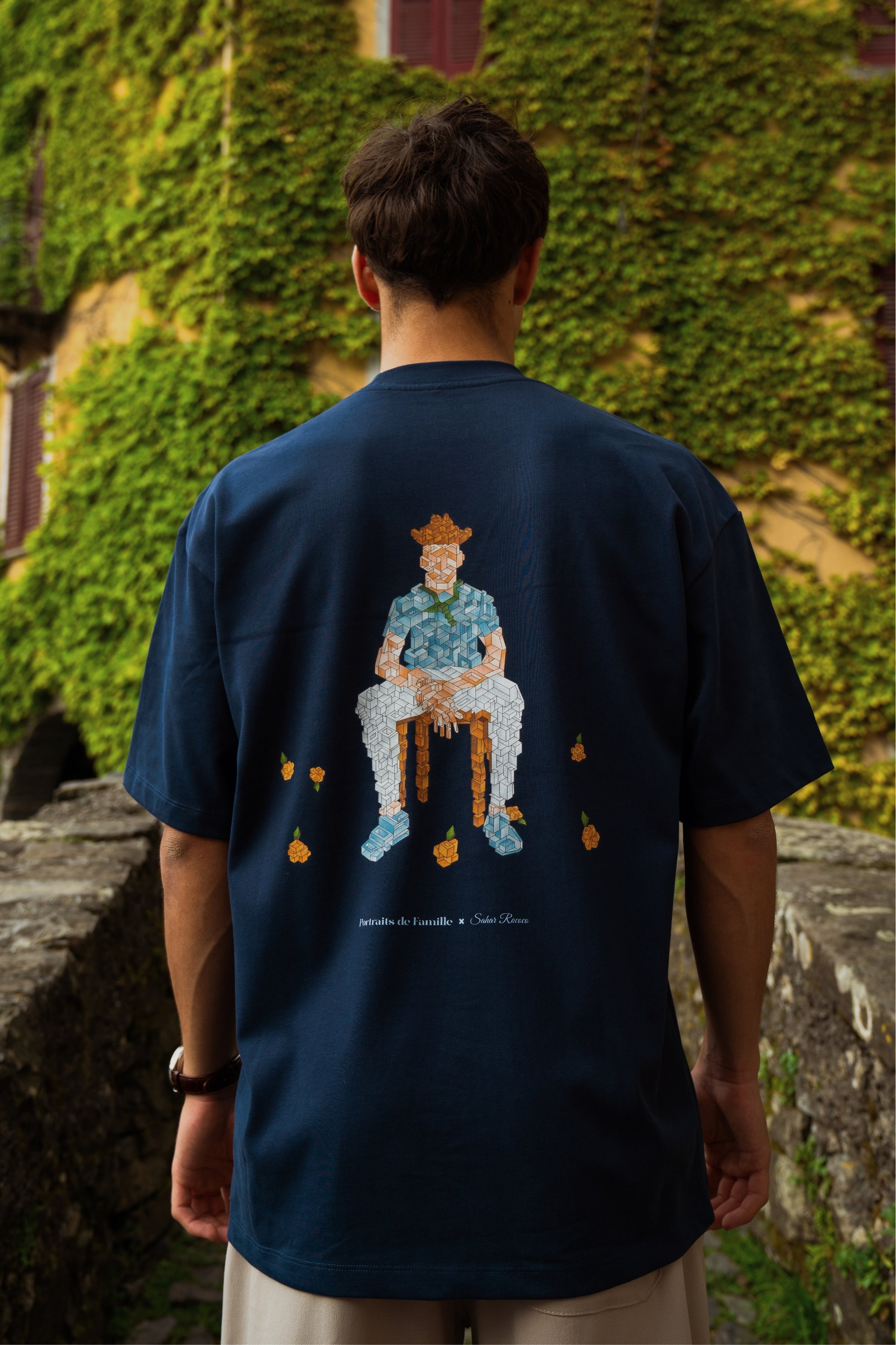 Portraits de Famille Echoes Falling Tee Back