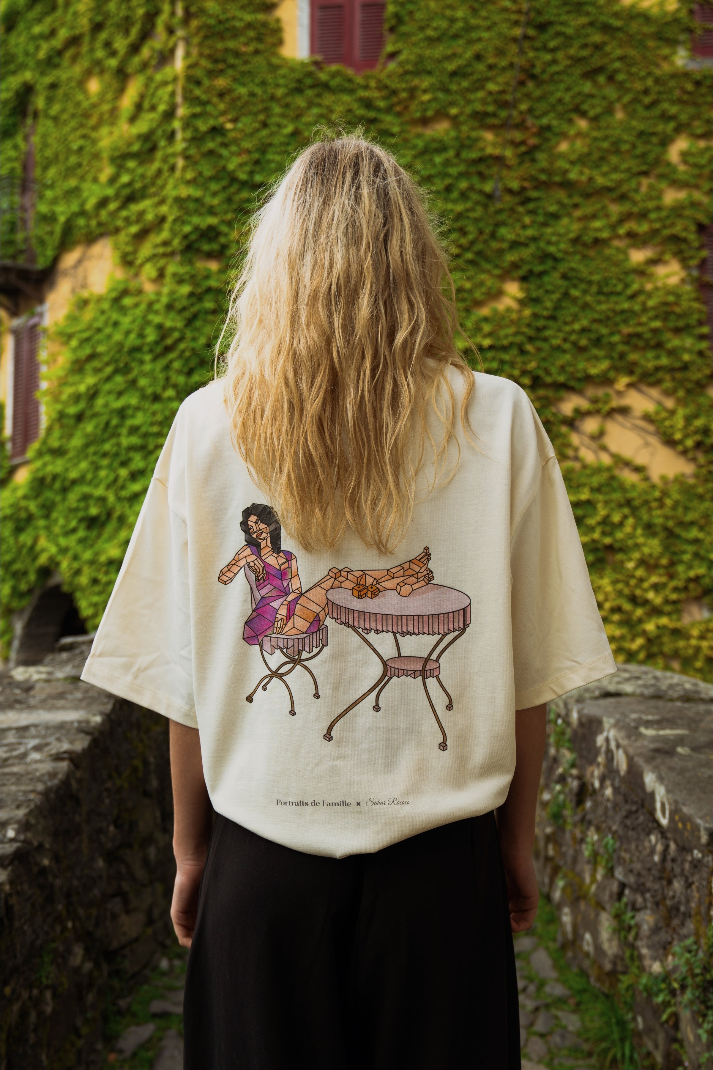 Portraits de Famille Echoes Orchard Tee Back