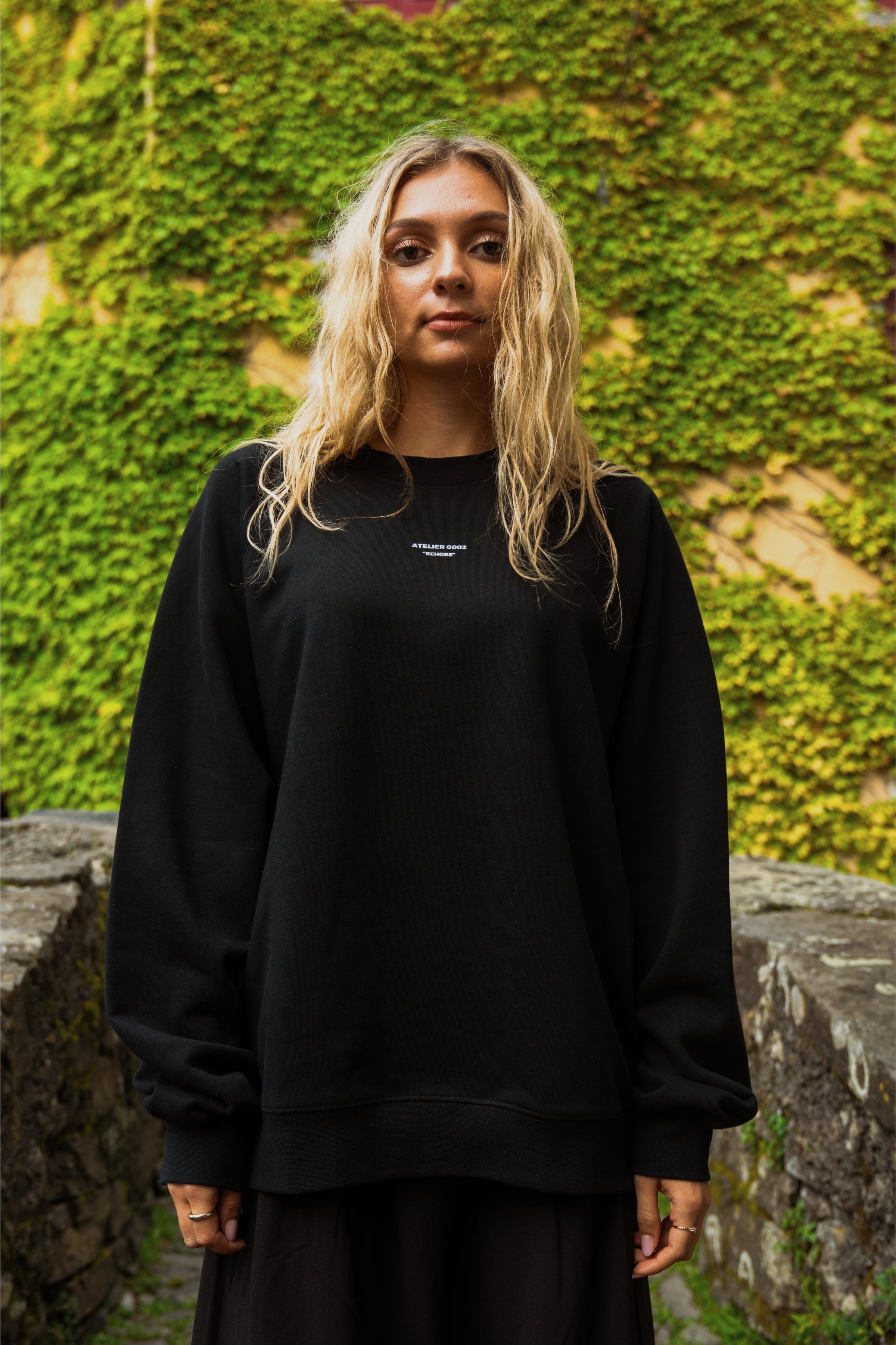 Portraits de Famille Echoes Sweatshirt Front