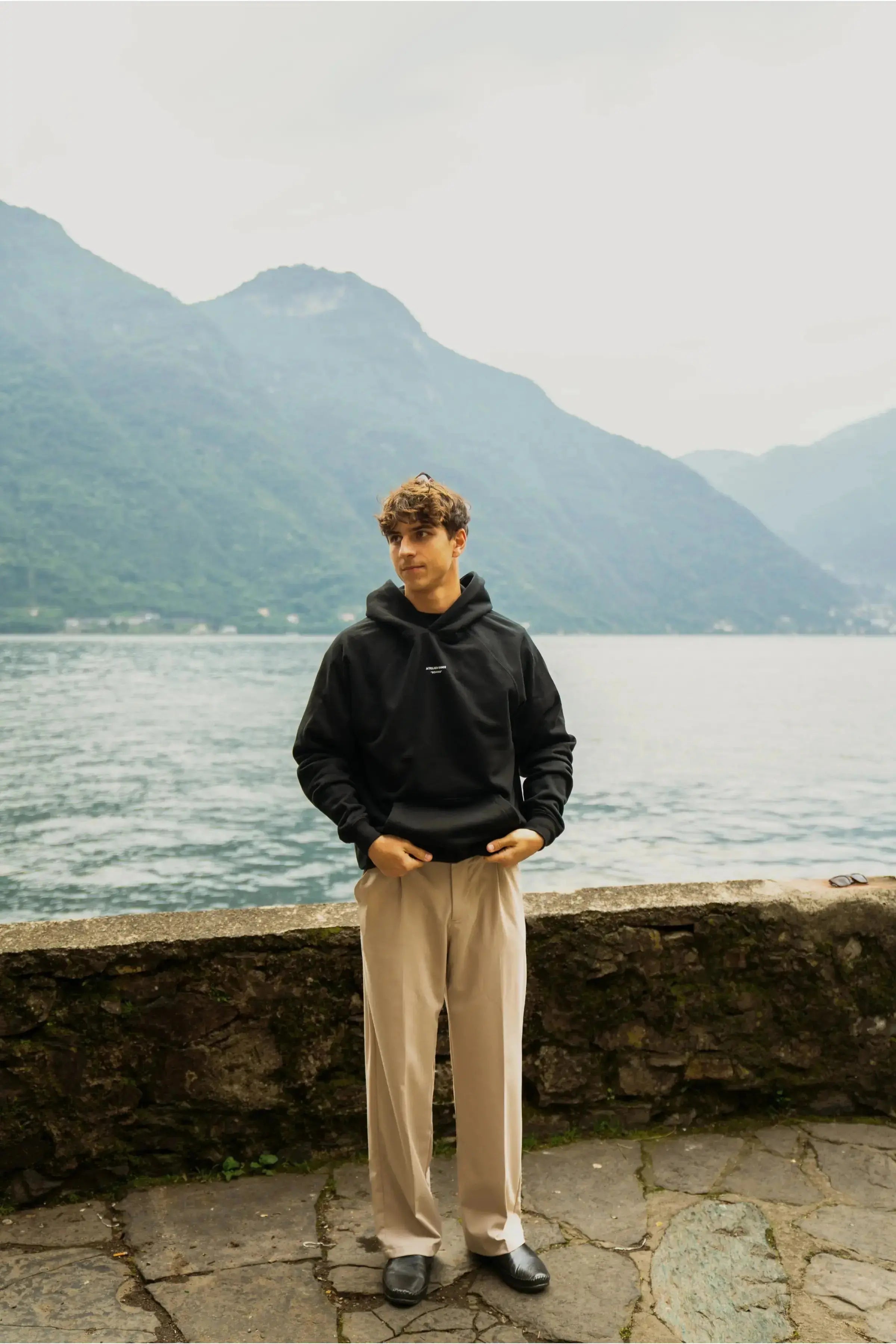 Portraits de Famille Echoes Sahar Rococo Collector's Club Designs