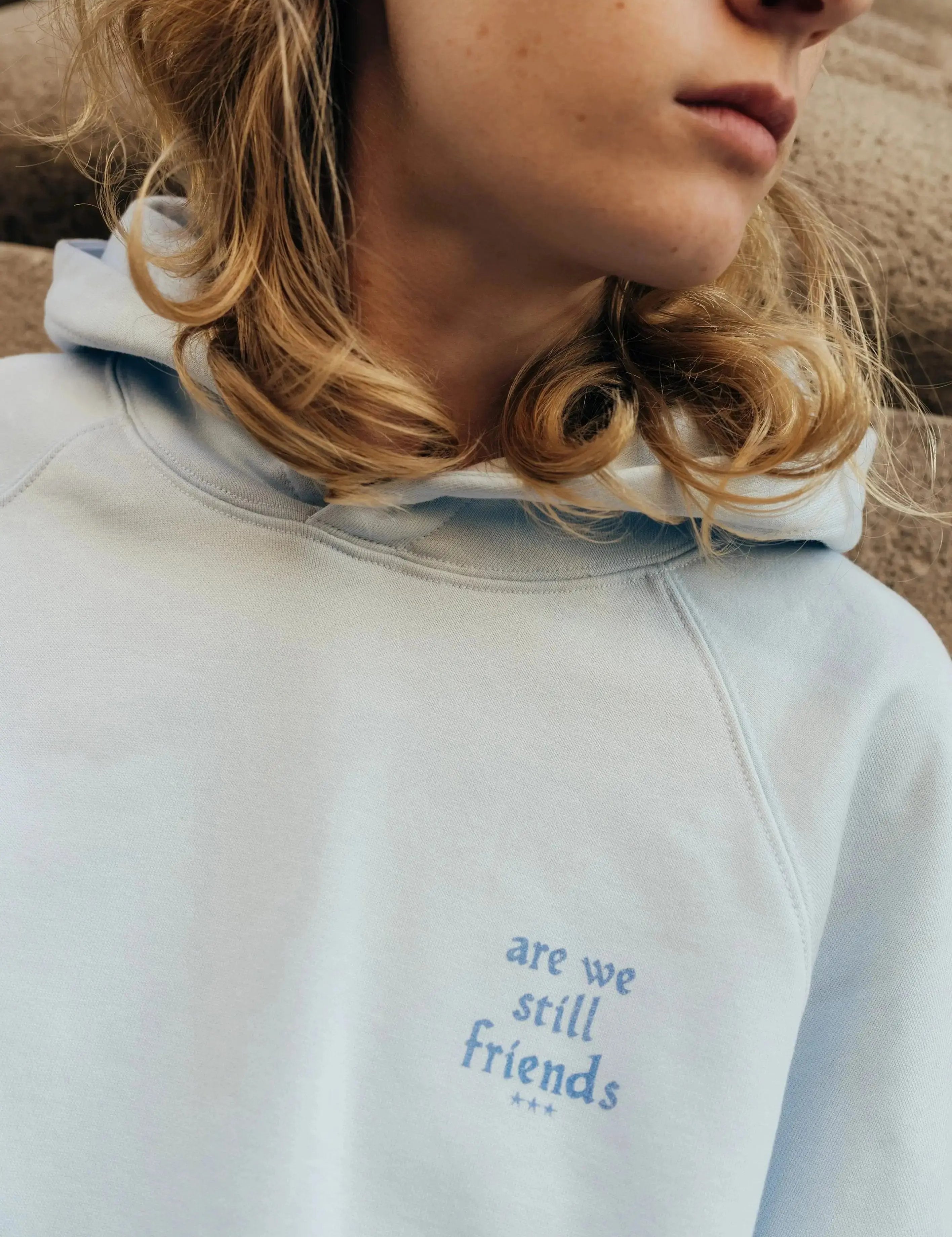 Portraits de Famille Dar Vida The Hoodie Amigos Model 7