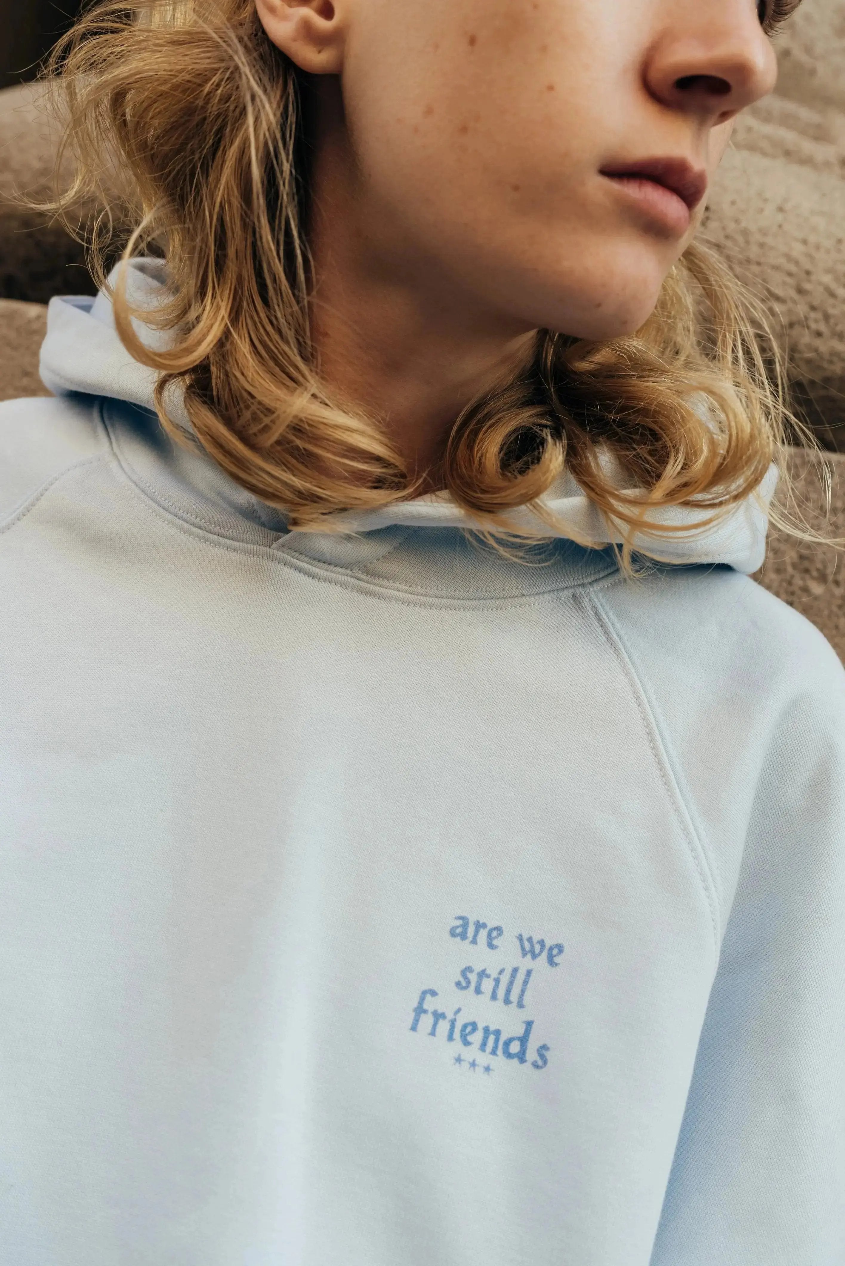 Portraits de Famille Dar Vida The Hoodie Amigos Model 7