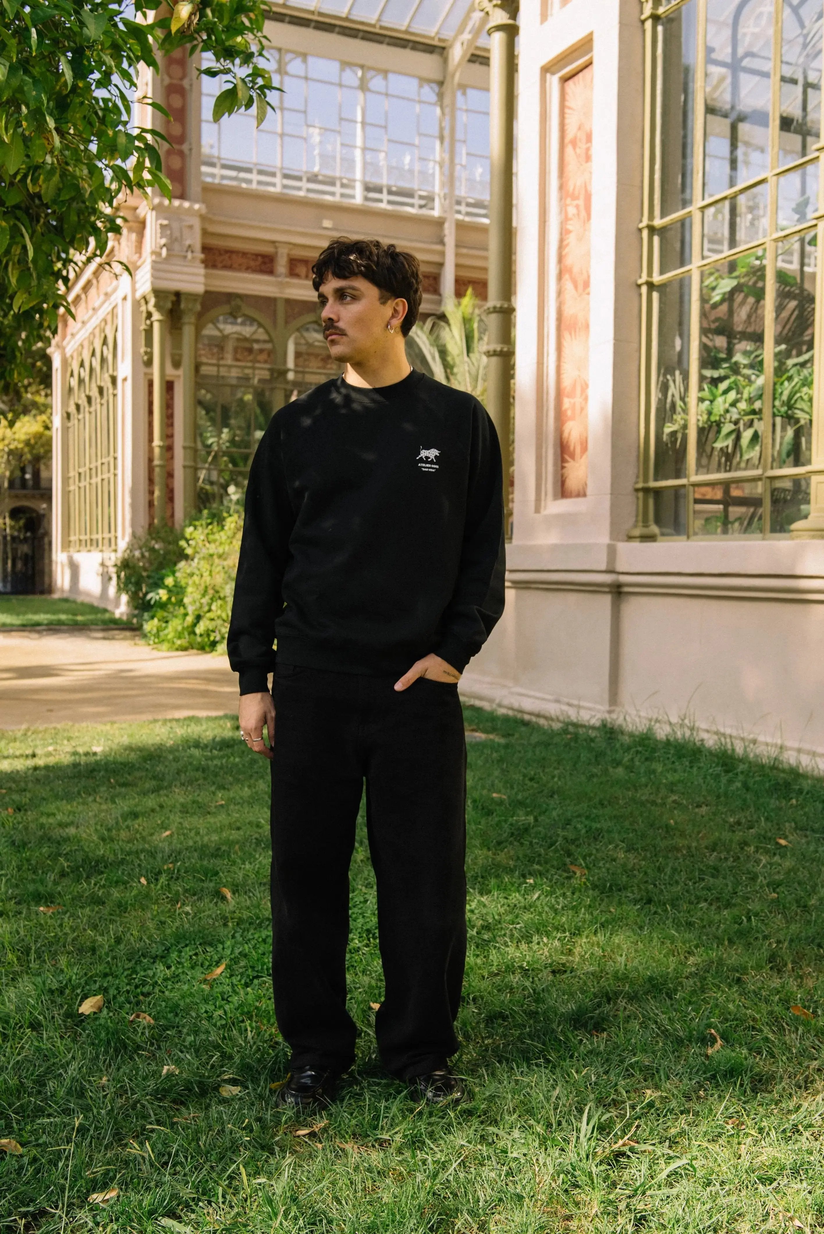 Portraits de Famille Dar Vida The Sweatshirt Pasión Model 1