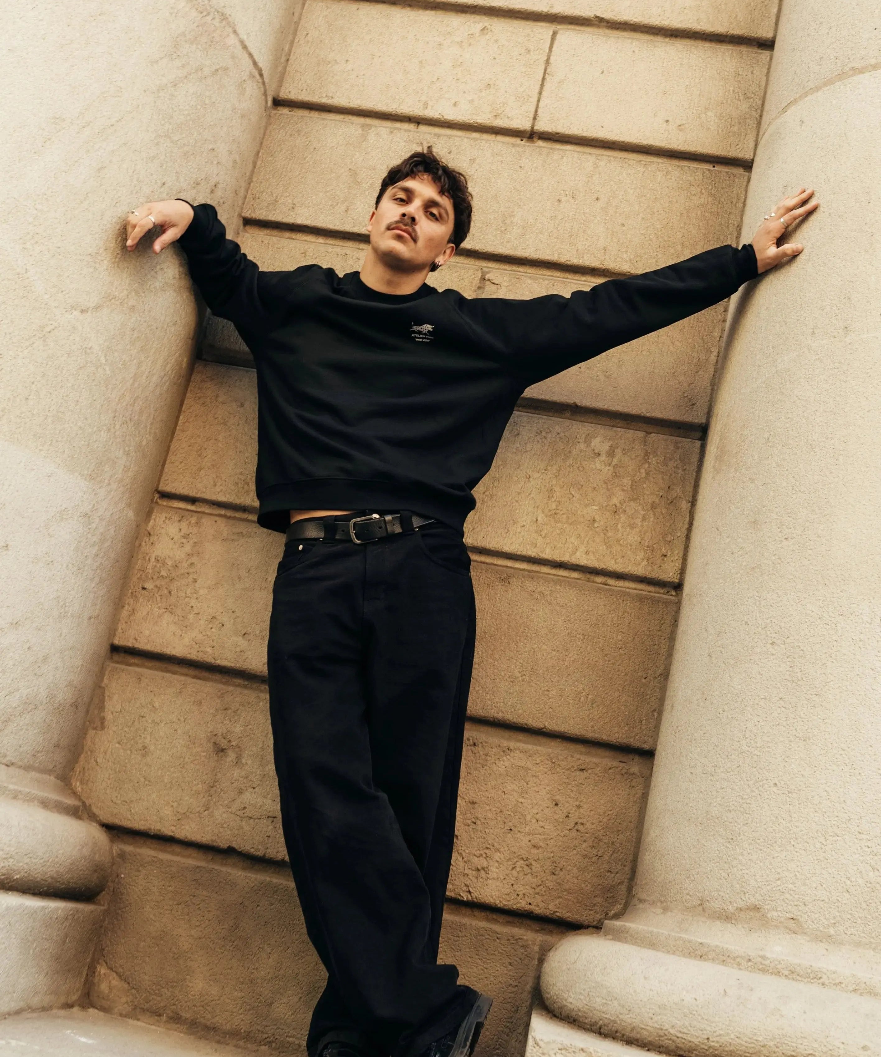 Portraits de Famille Dar Vida The Sweatshirt Pasión Model 8