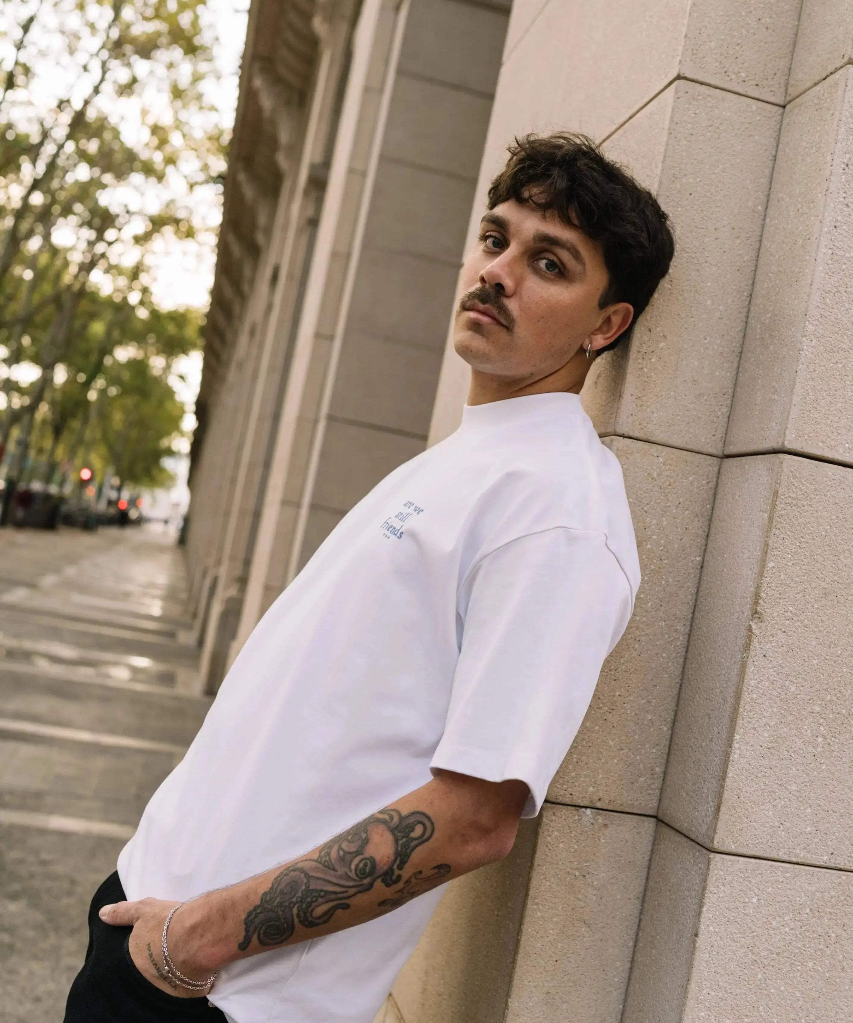 Portraits de Famille Dar Vida The Tee Amigos Model 3