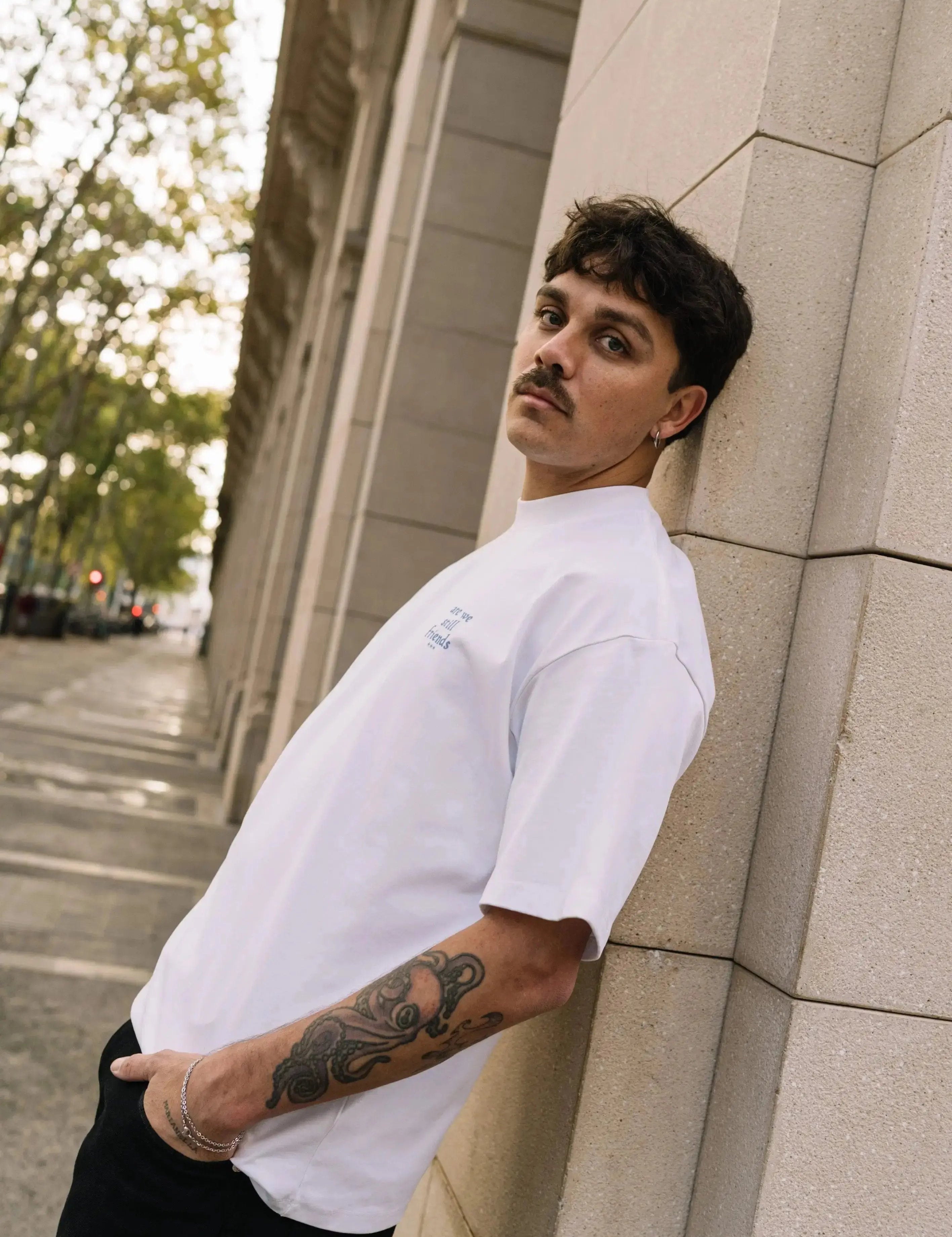 Portraits de Famille Dar Vida The Tee Amigos Model 3