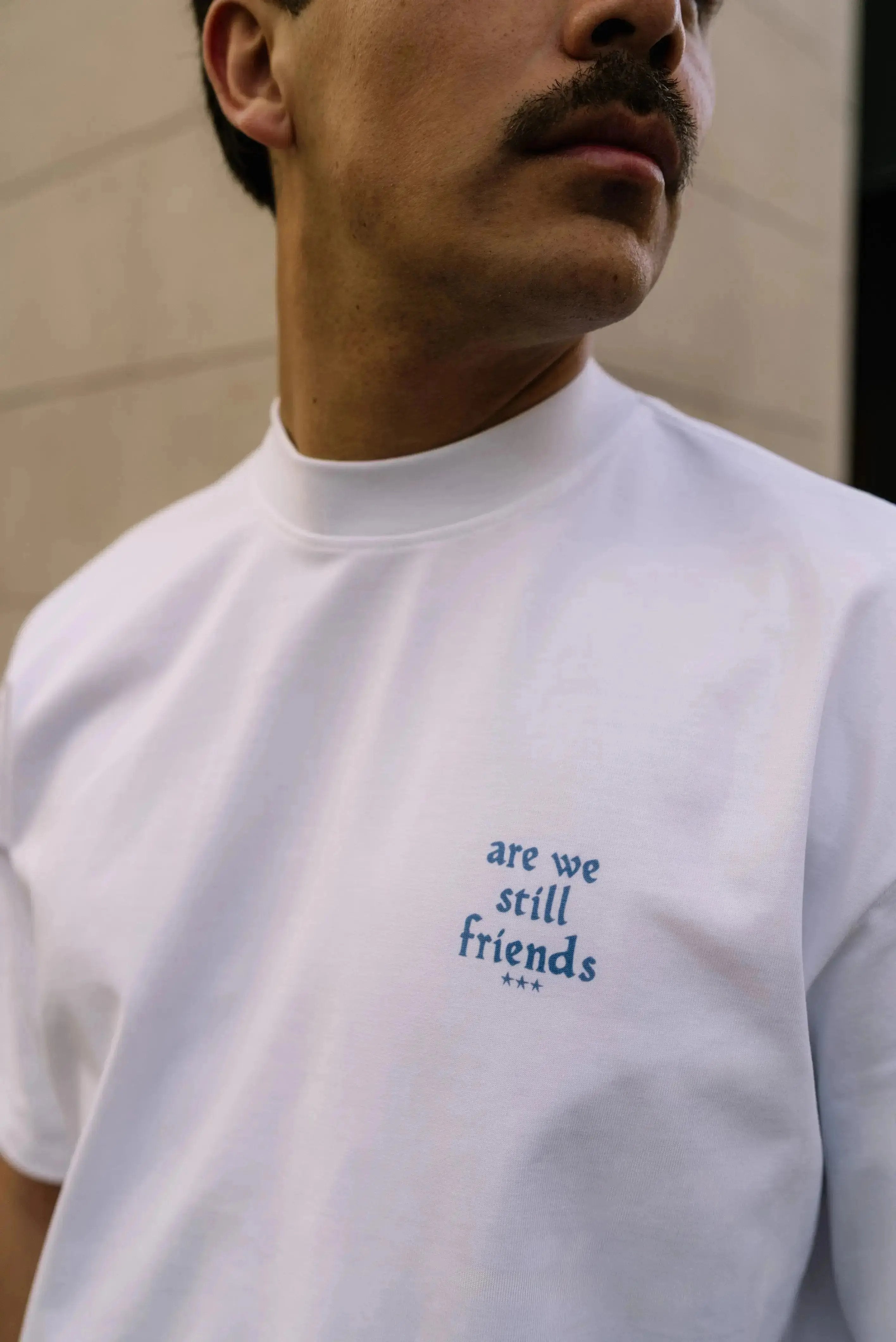 Portraits de Famille Dar Vida The Tee Amigos Model 4