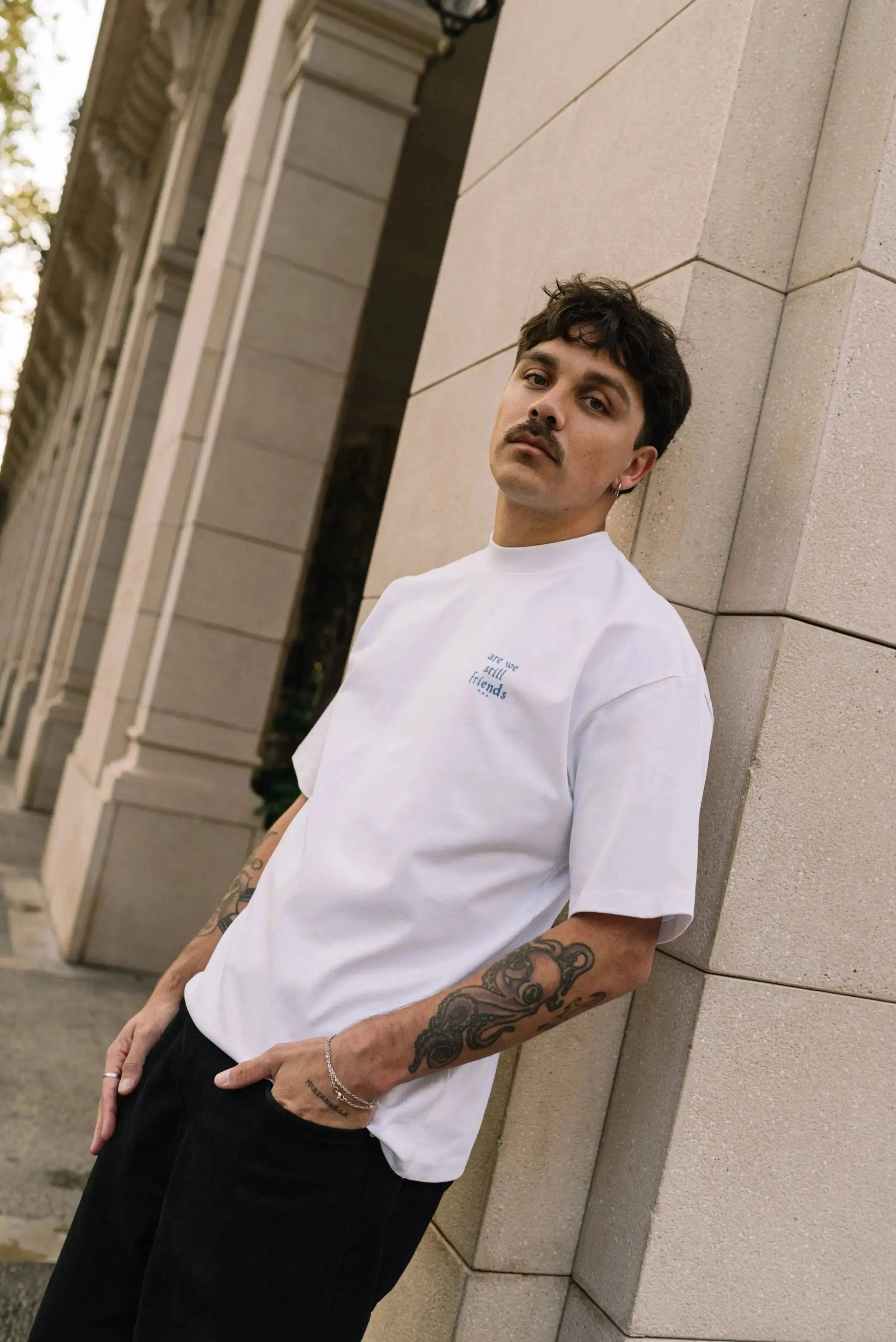 Portraits de Famille Dar Vida The Tee Amigos Model 5