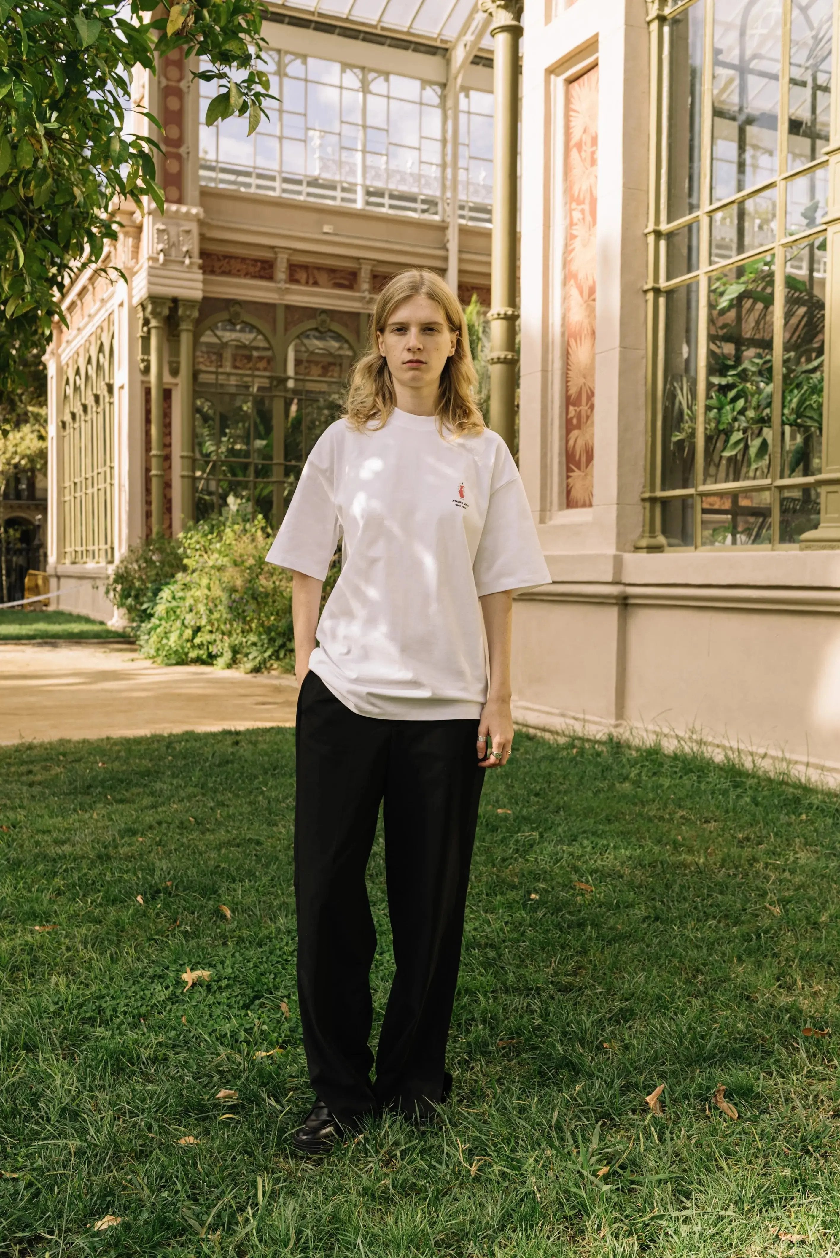 Portraits de Famille Dar Vida The Tee Bailaora Model 1