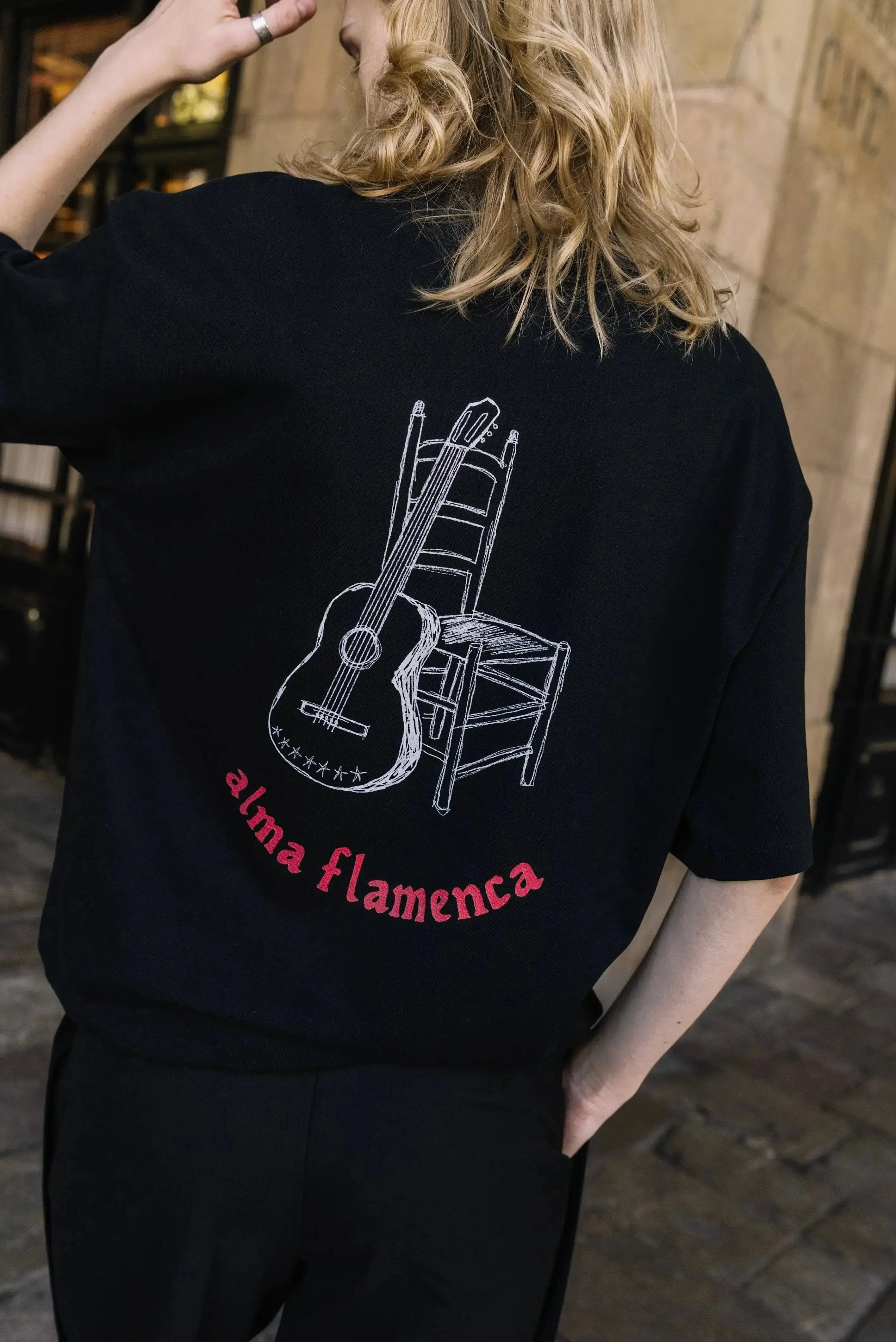 Portraits de Famille Dar Vida The Tee Flamenca Model 6