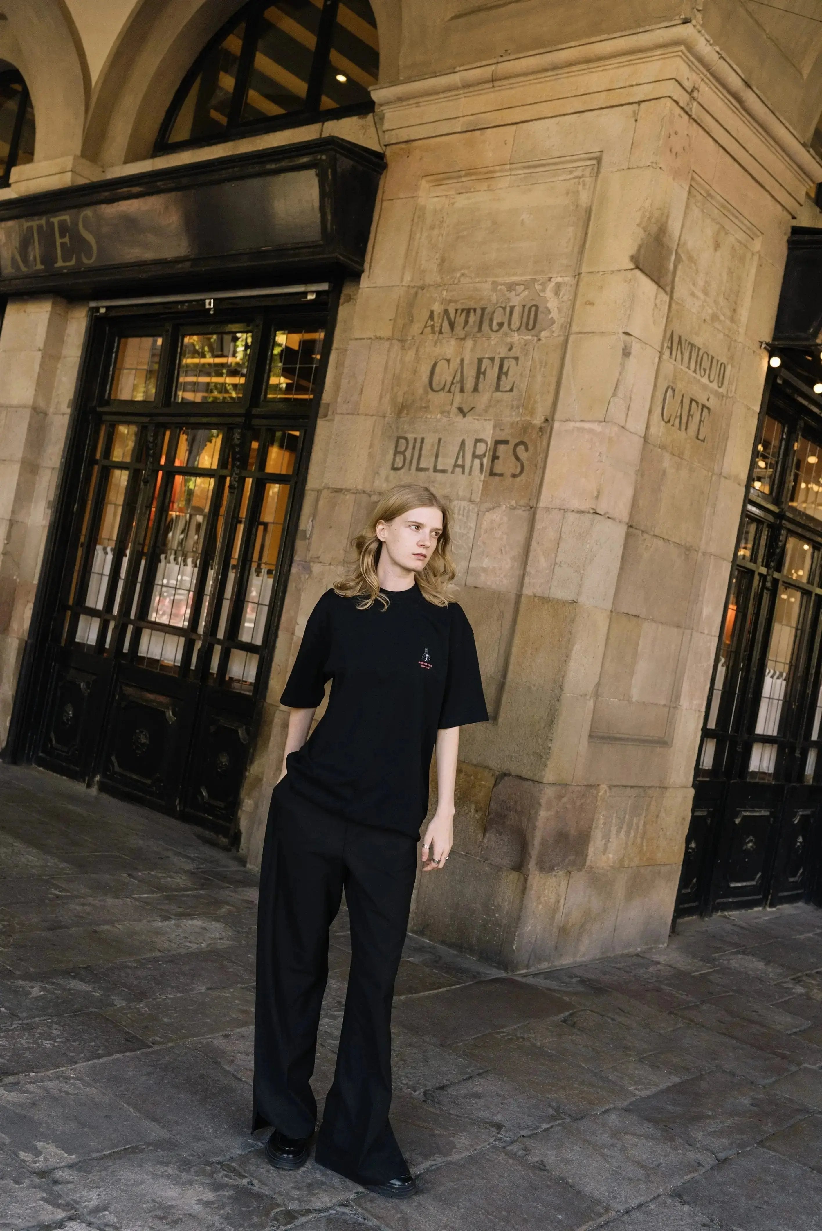 Portraits de Famille Dar Vida The Tee Flamenca Model 8