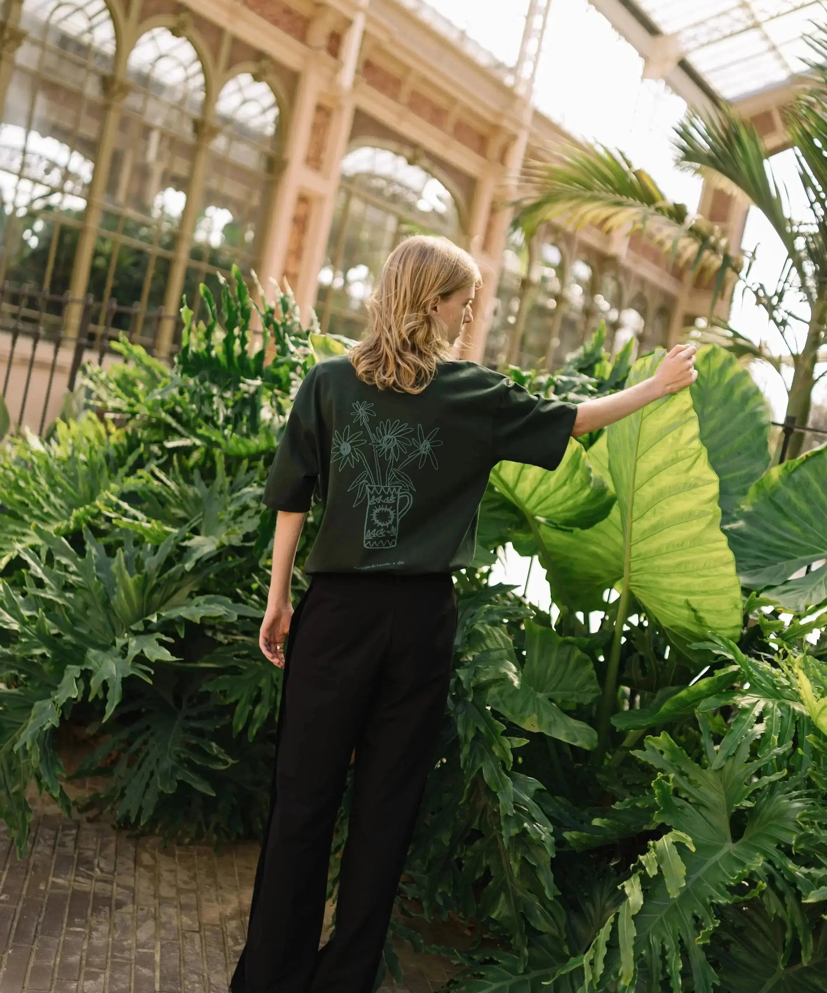 Portraits de Famille Dar Vida The Tee Flor Model 4