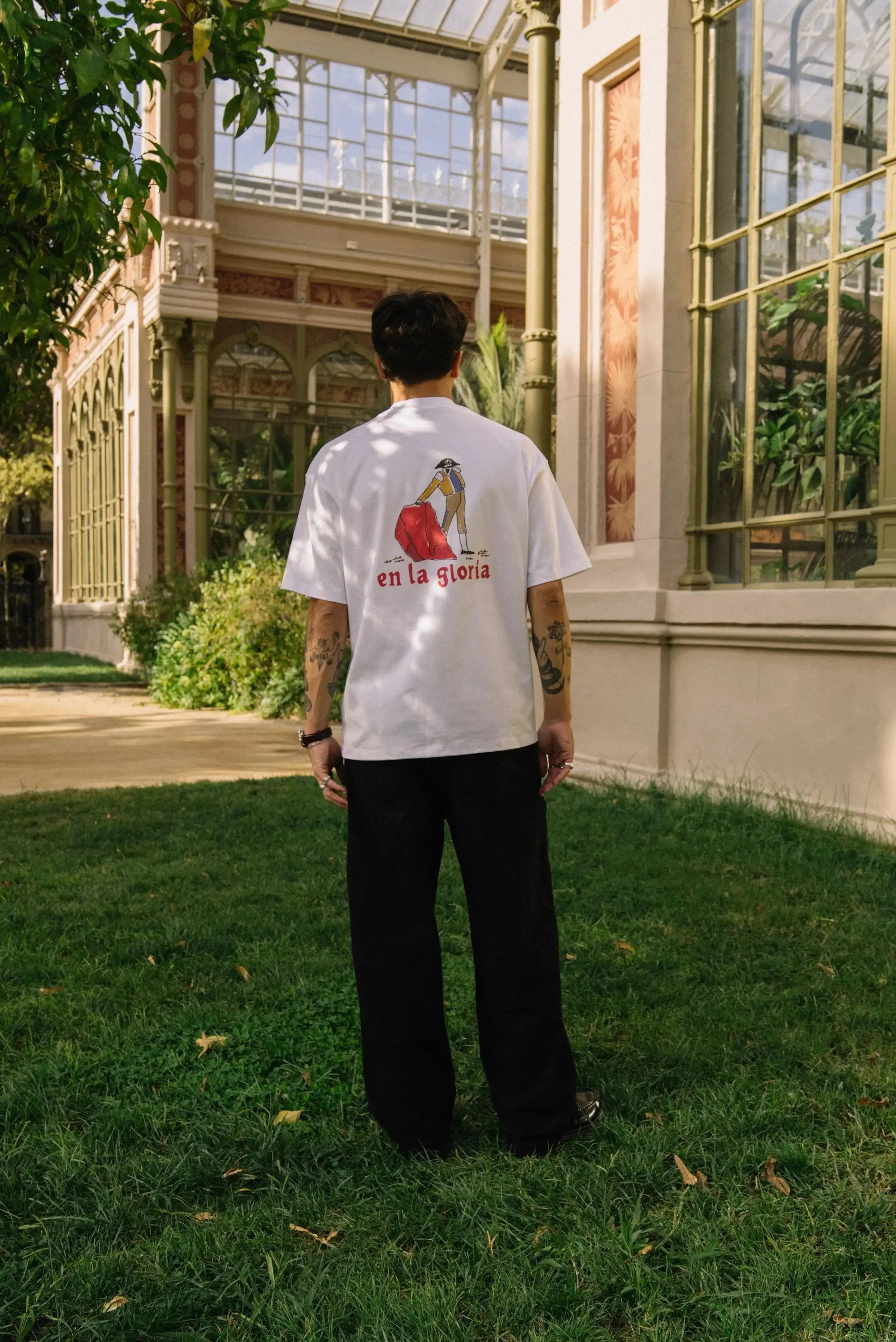 Portraits de Famille Dar Vida The Tee Gloria Model 2