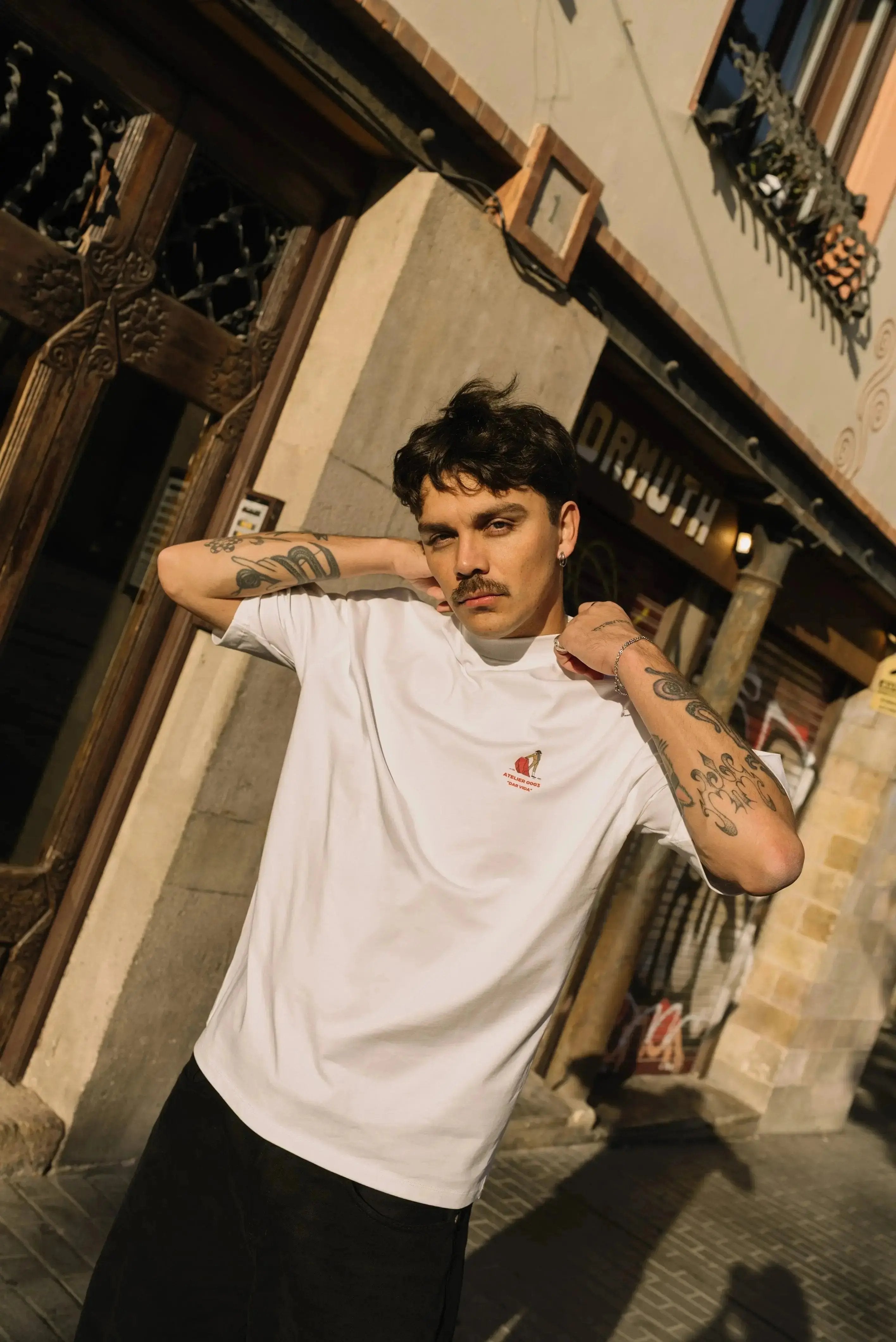 Portraits de Famille Dar Vida The Tee Gloria Model 3