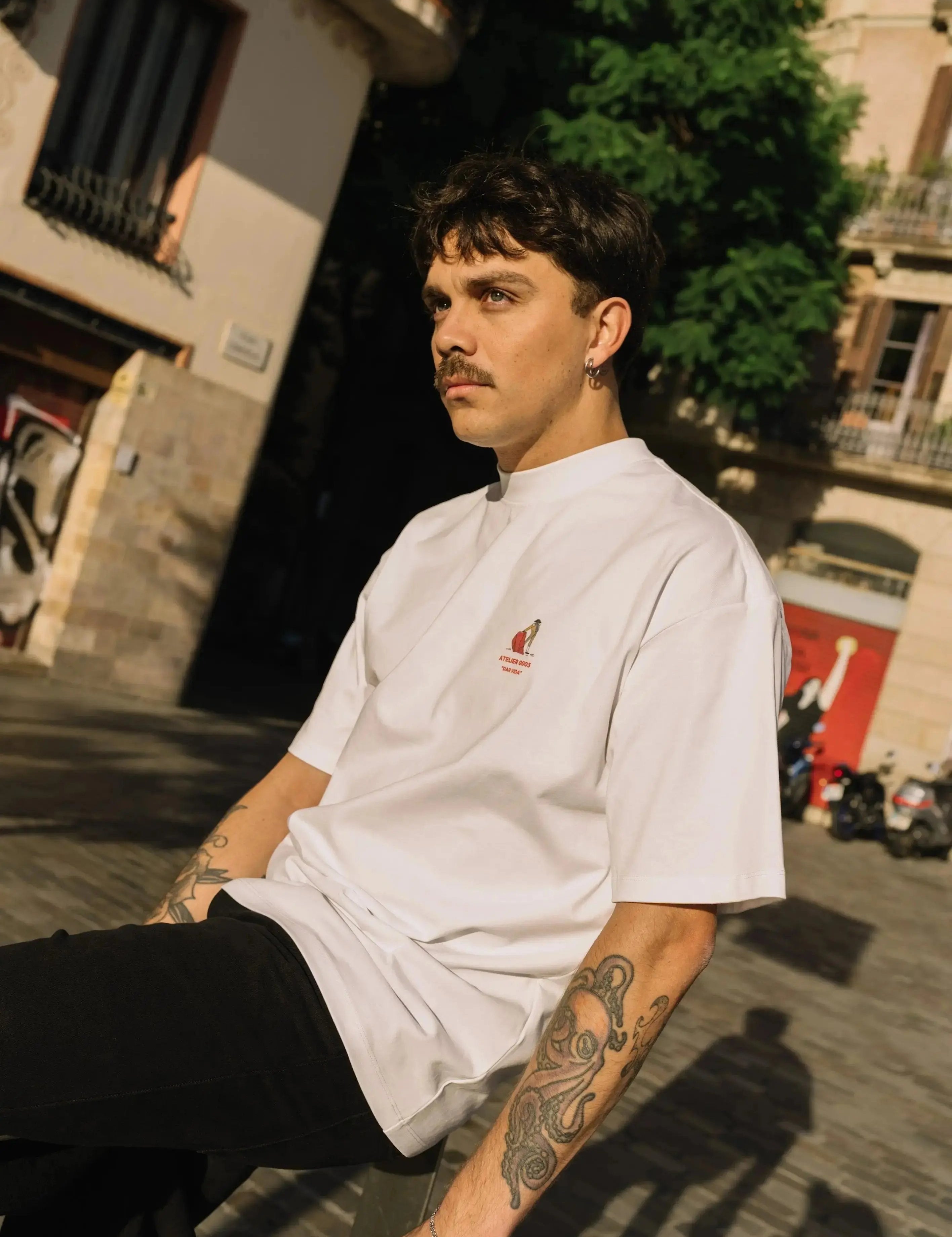 Portraits de Famille Dar Vida The Tee Gloria Model 5