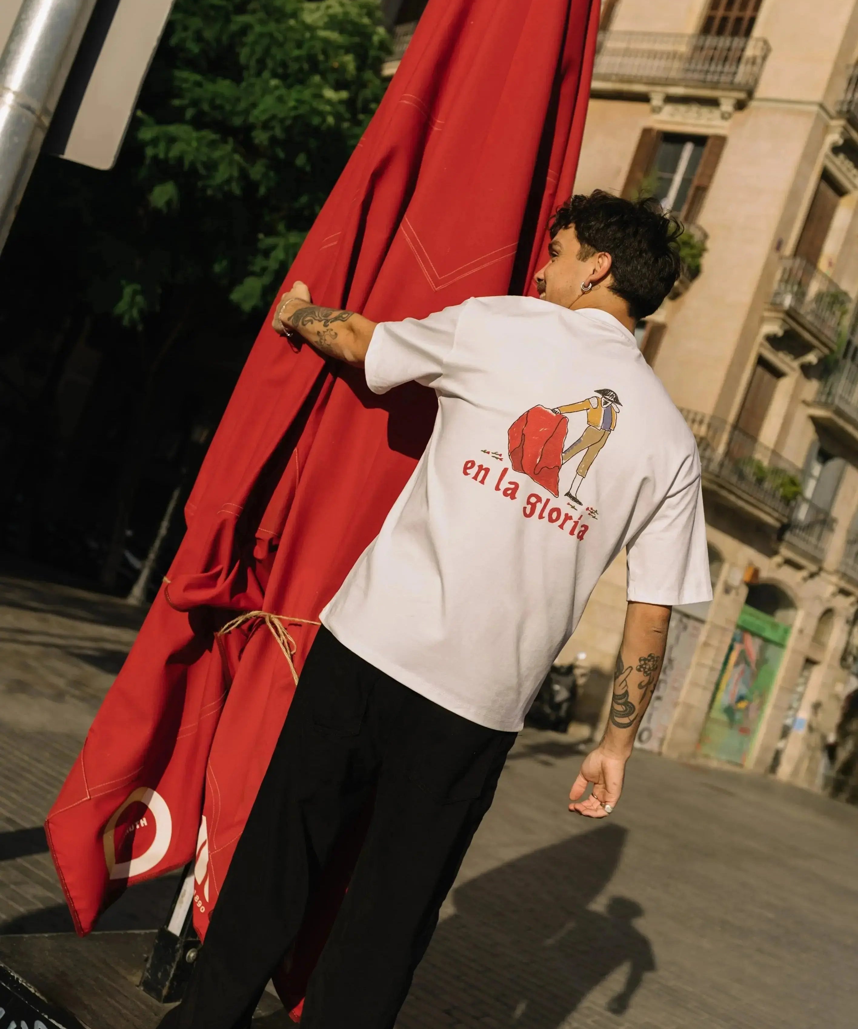 Portraits de Famille Dar Vida The Tee Gloria Model 7