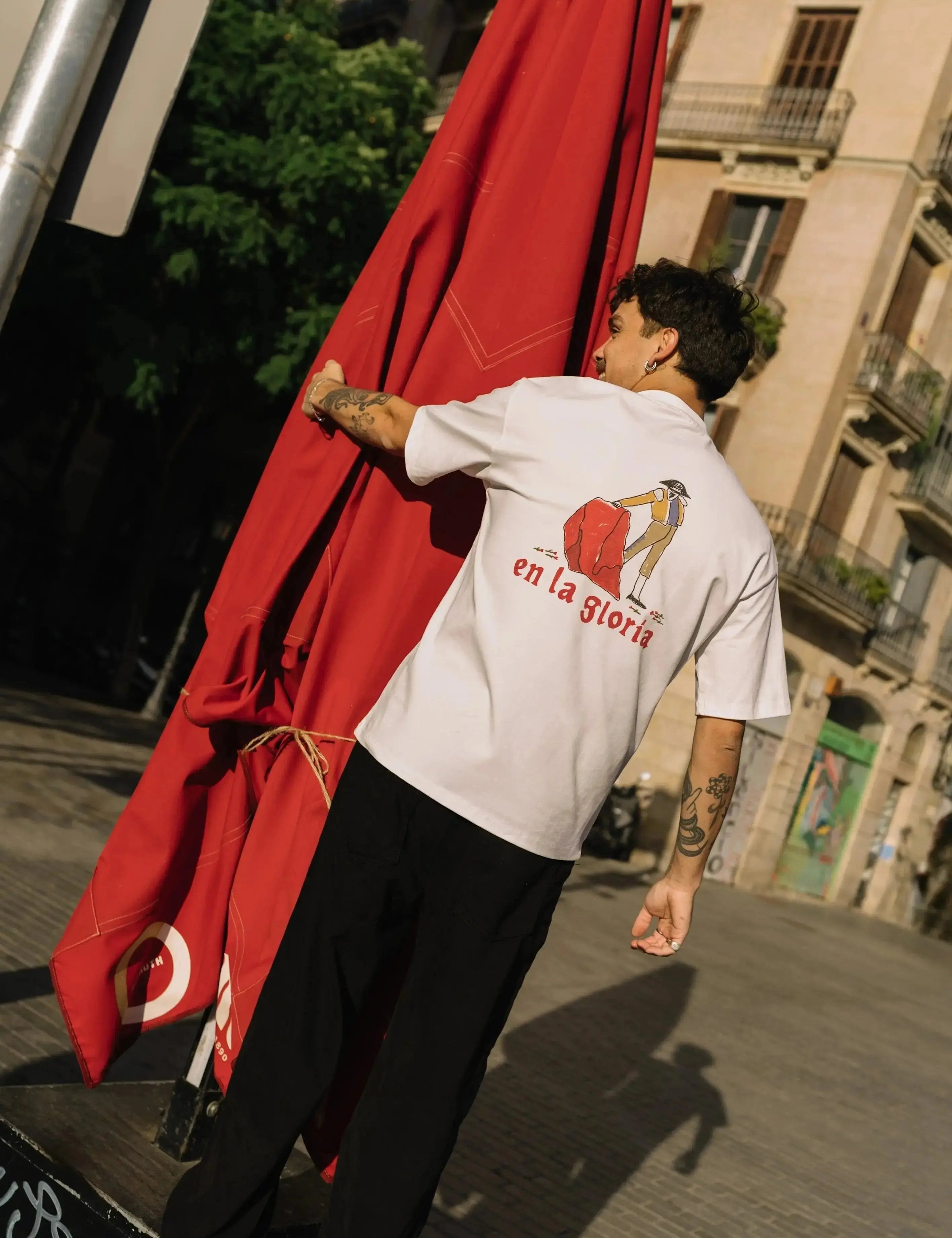 Portraits de Famille Dar Vida The Tee Gloria Model 7