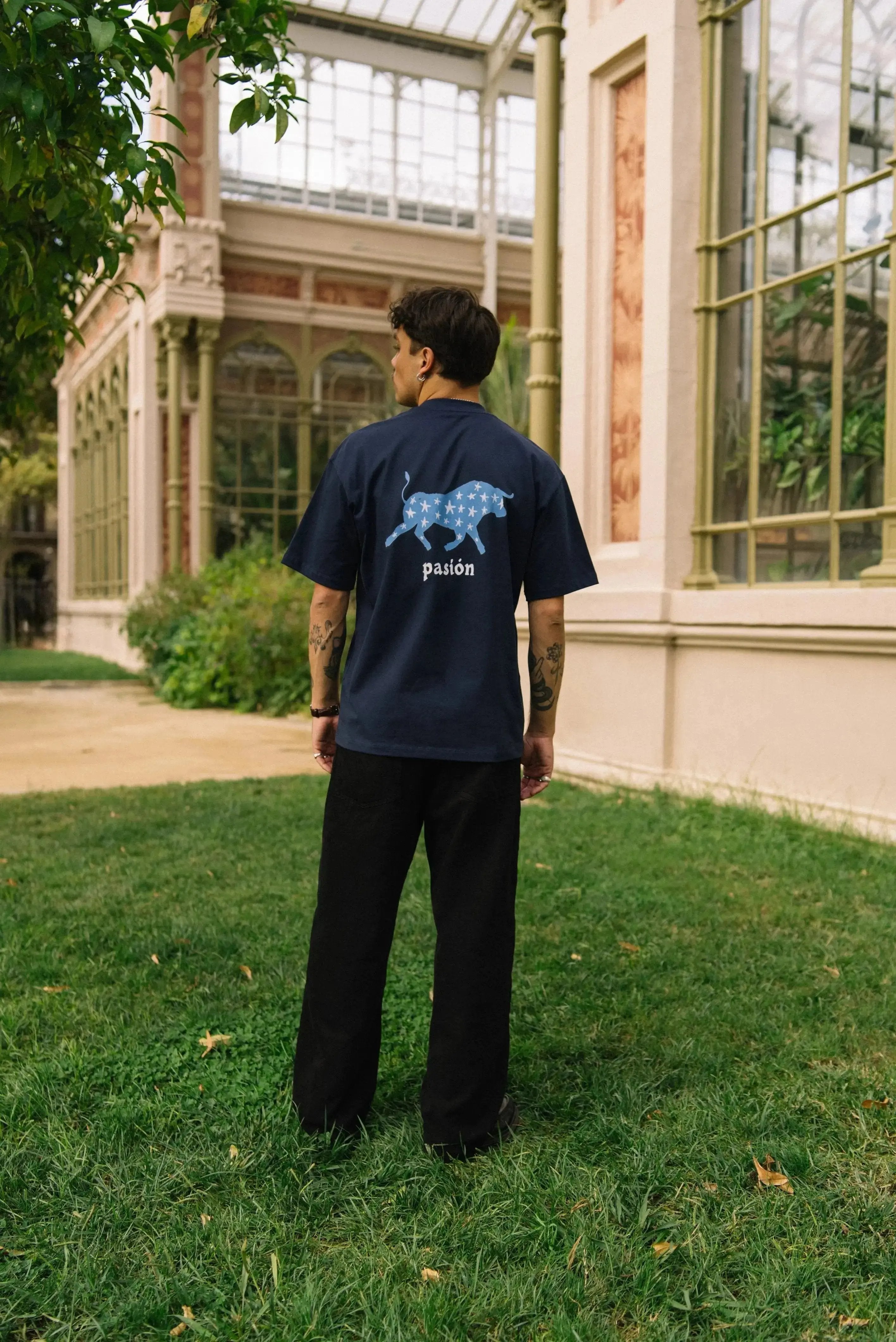 Portraits de Famille Dar Vida The Tee Pasión Model 2