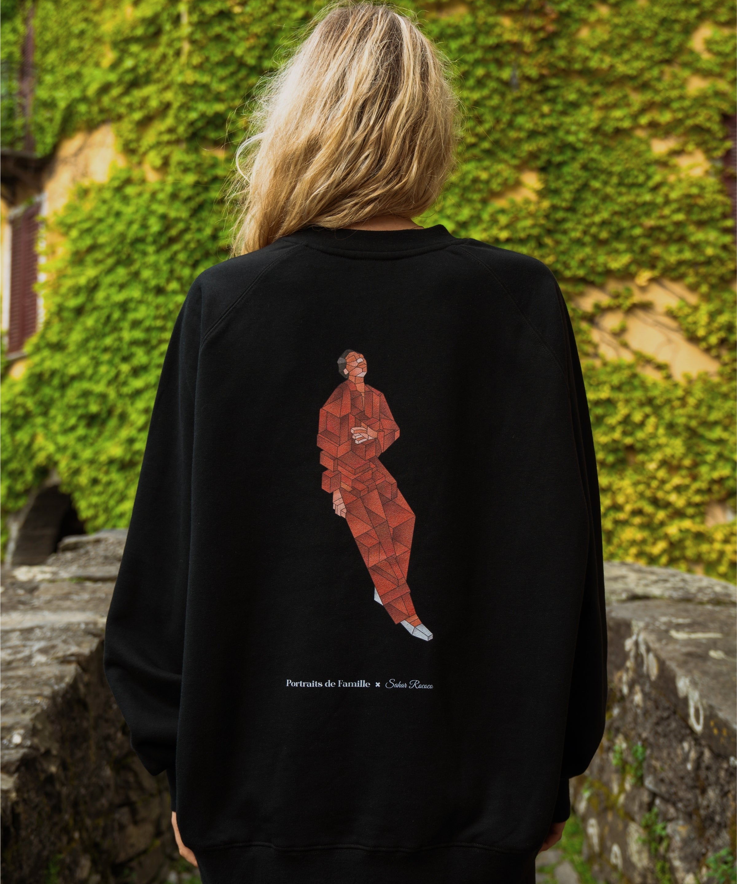 Portraits de Famille Echoes Discomfort Sweatshirt Back