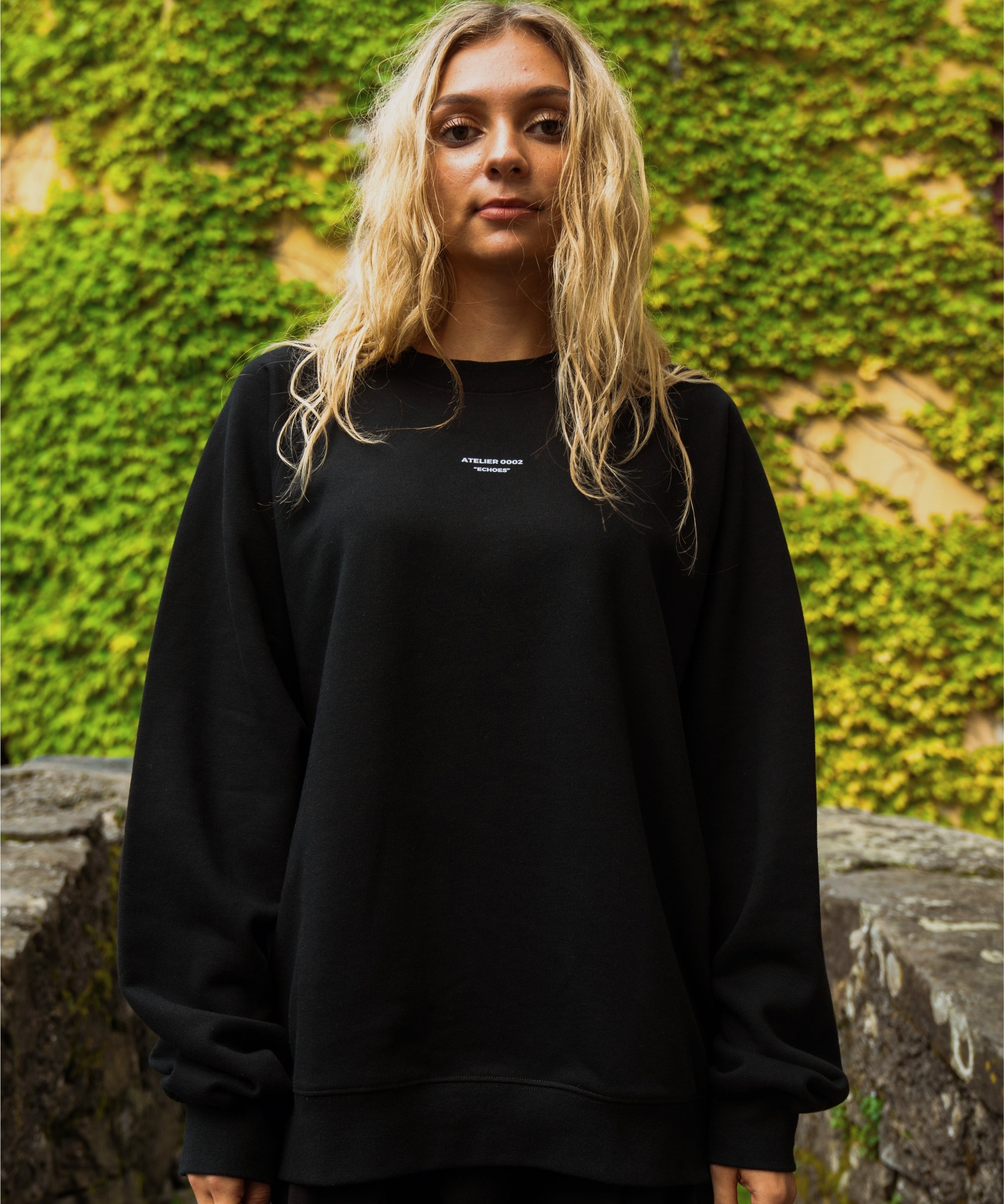 Portraits de Famille Echoes Sweatshirt Front