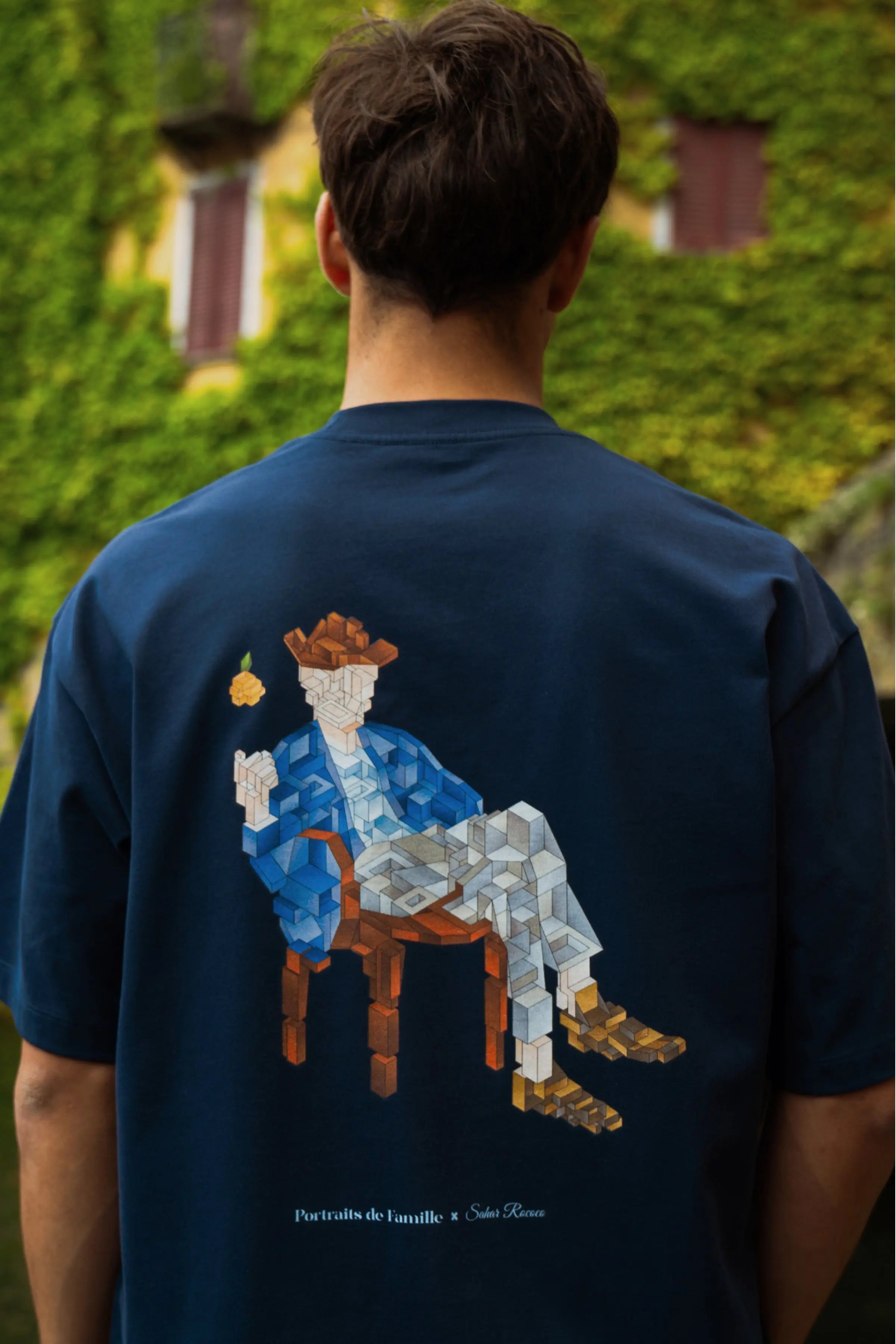 Portraits de Famille Echoes The Tee Catch Model 1