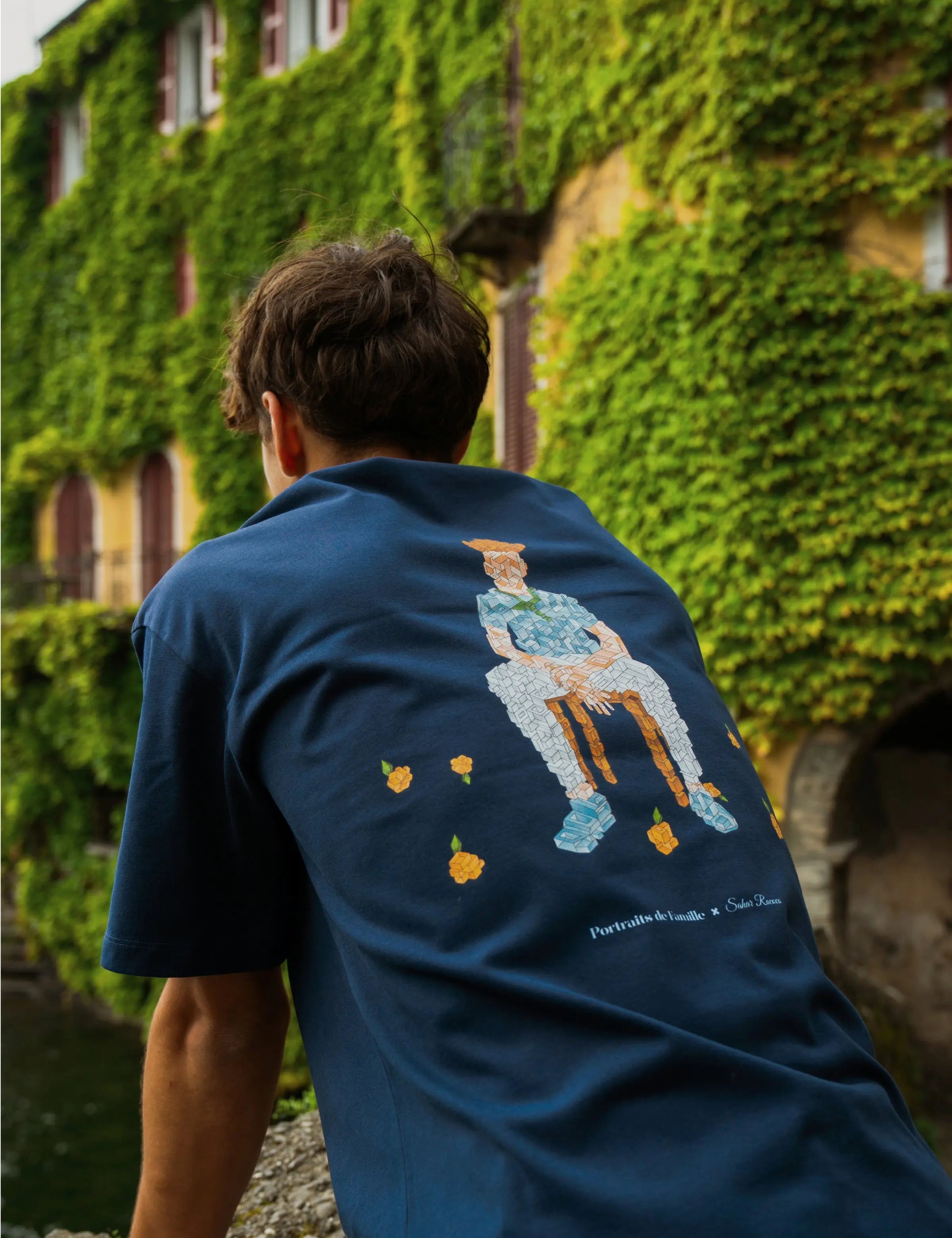 Portraits de Famille Echoes The Tee Falling Model 1