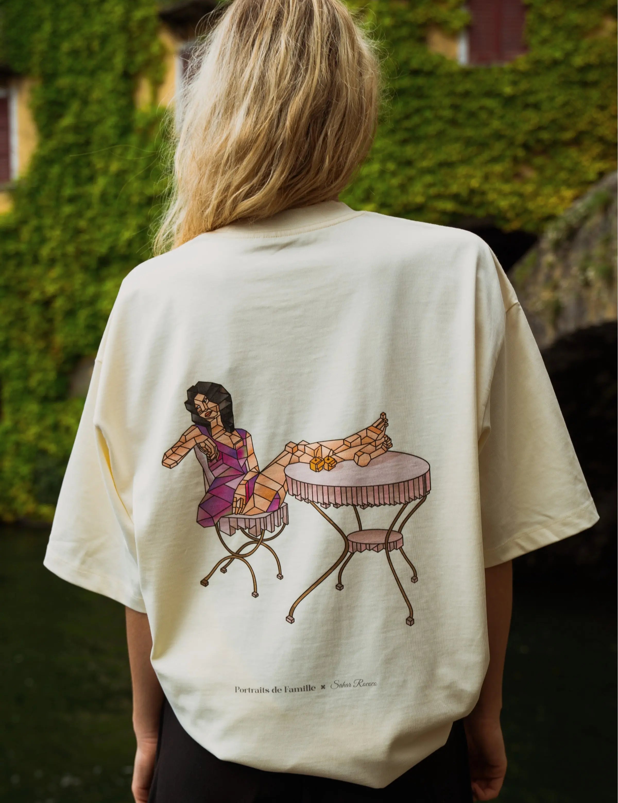 Portraits de Famille Echoes The Tee Orchard Model 1