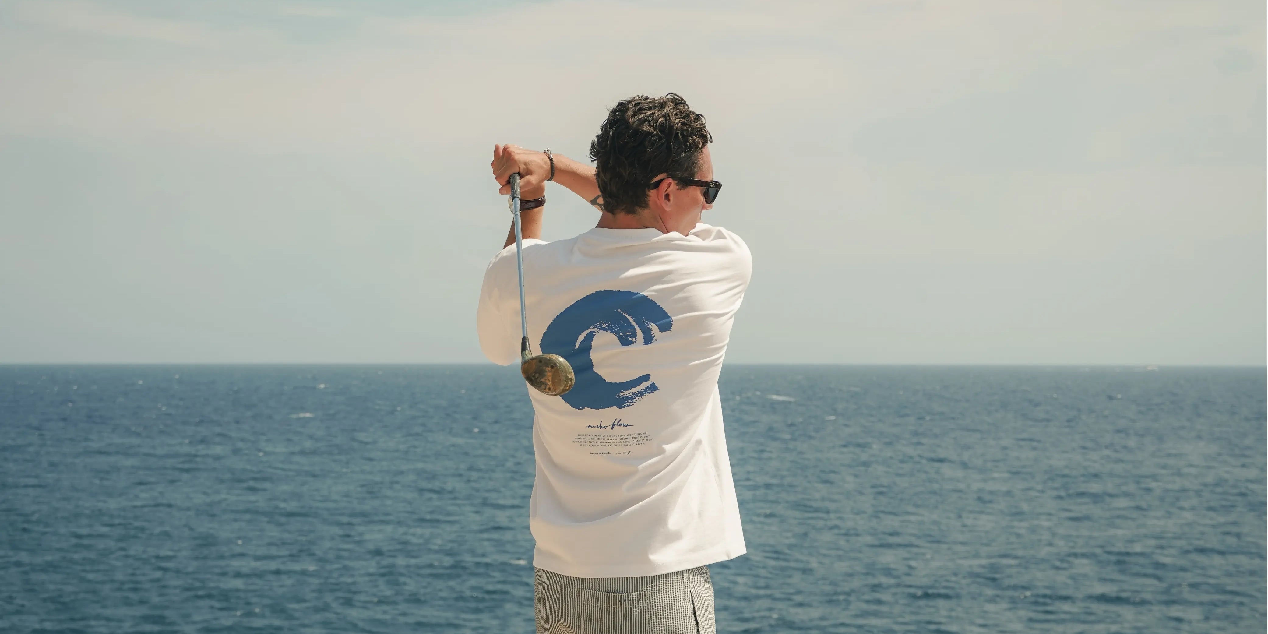 Portraits de Famille El Mar Blau Homepage Header About