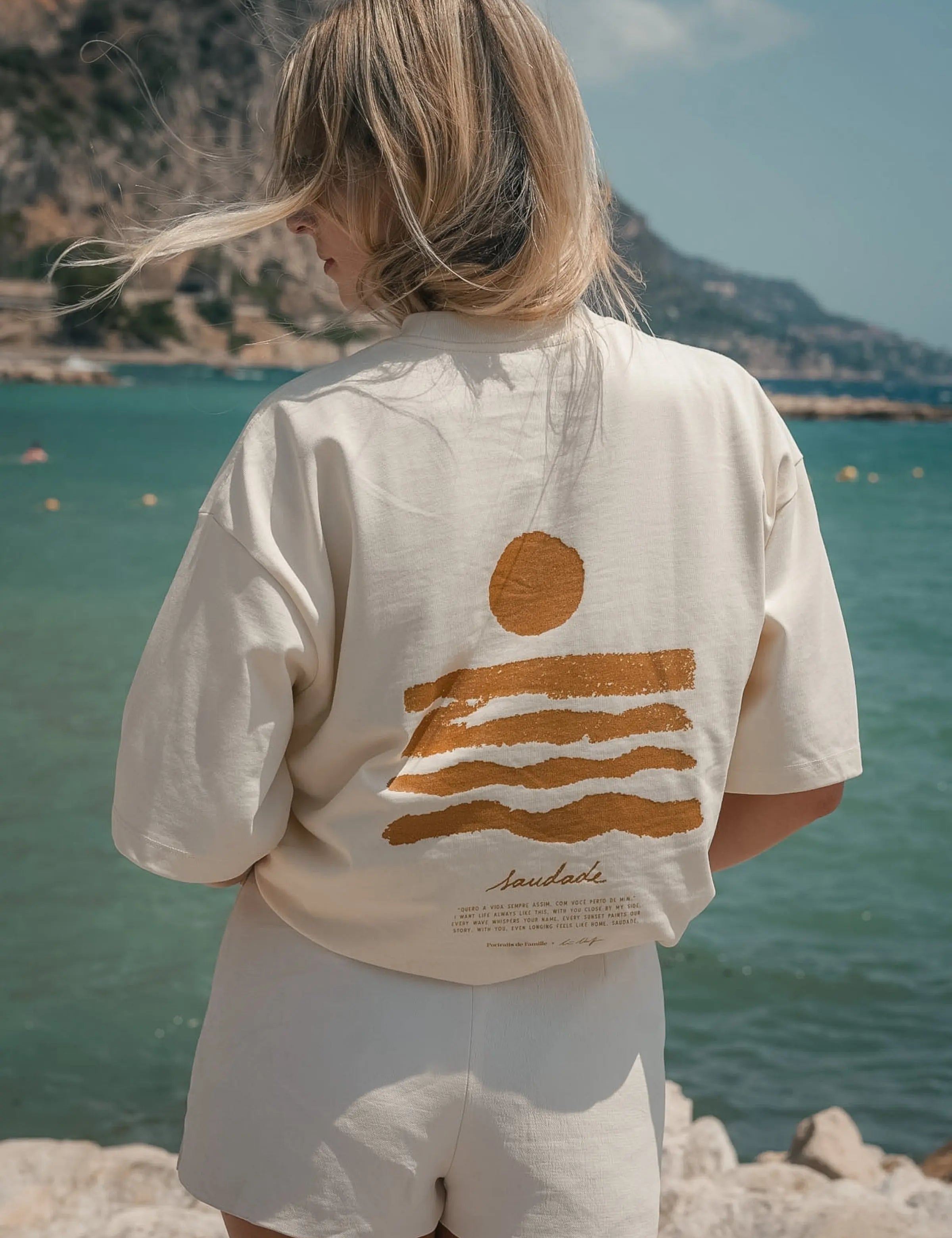 Portraits de Famille El Mar Blau The Tee Saudade Model 2