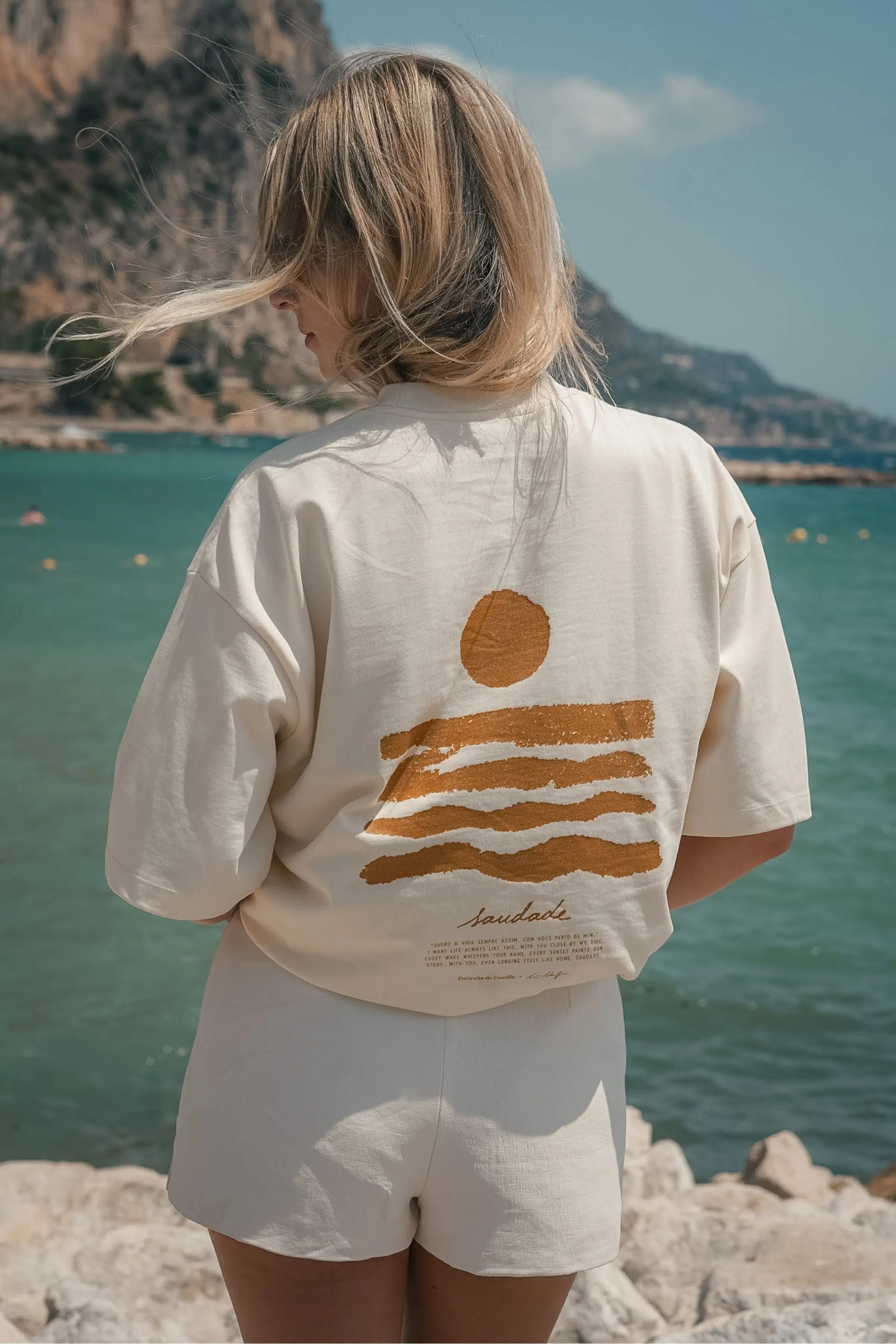 Portraits de Famille El Mar Blau The Tee Saudade Model 2