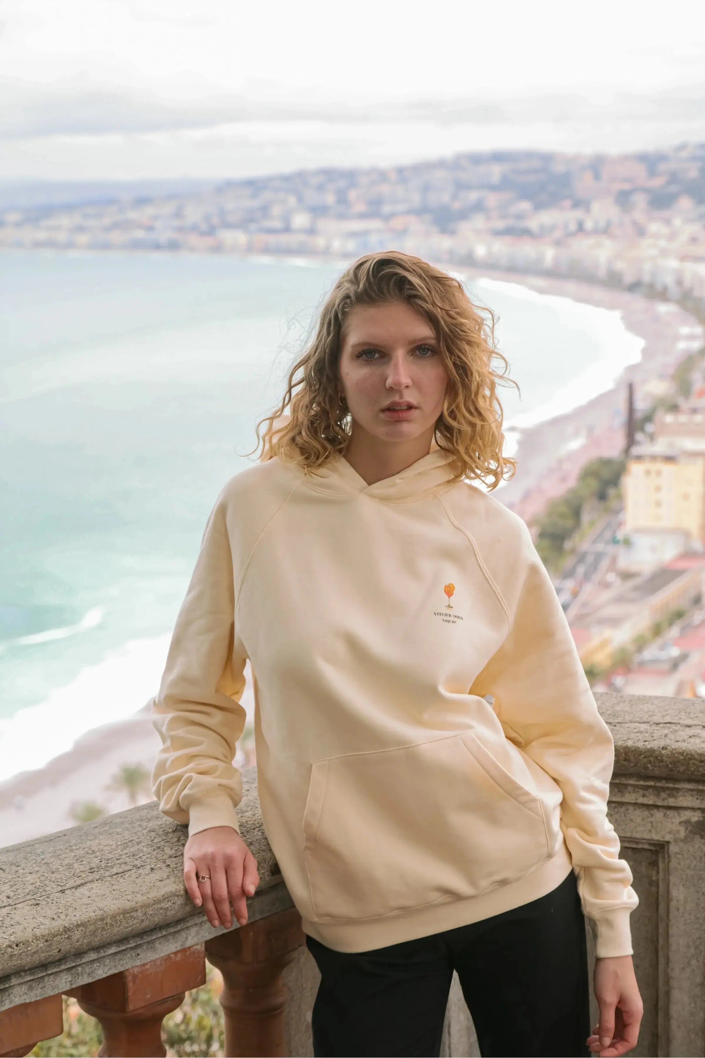 Portraits de Famille Liquid The Hoodie Aperol Spritz Model 7