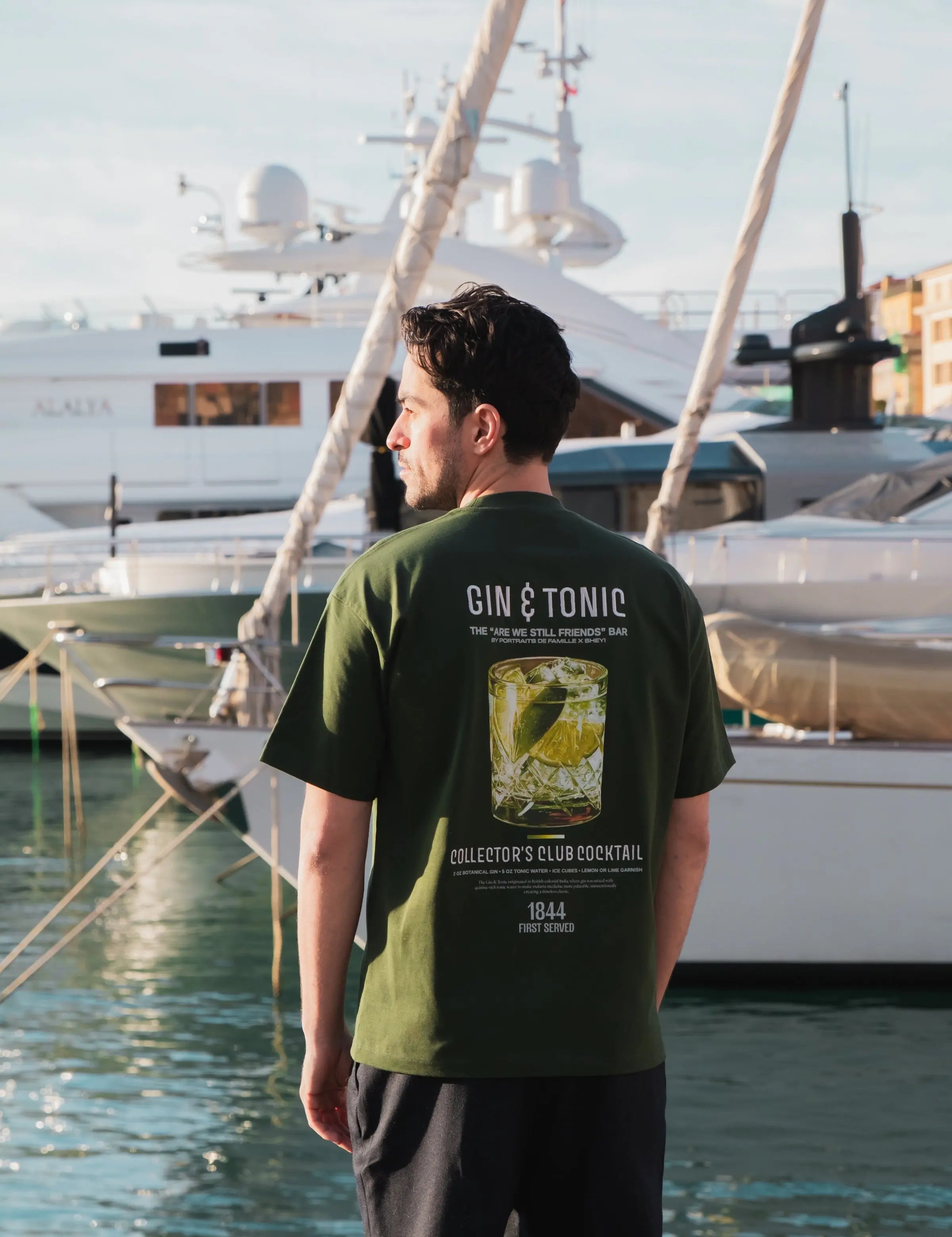 Portraits de Famille Liquid The Tee Gin & Tonic Model 3