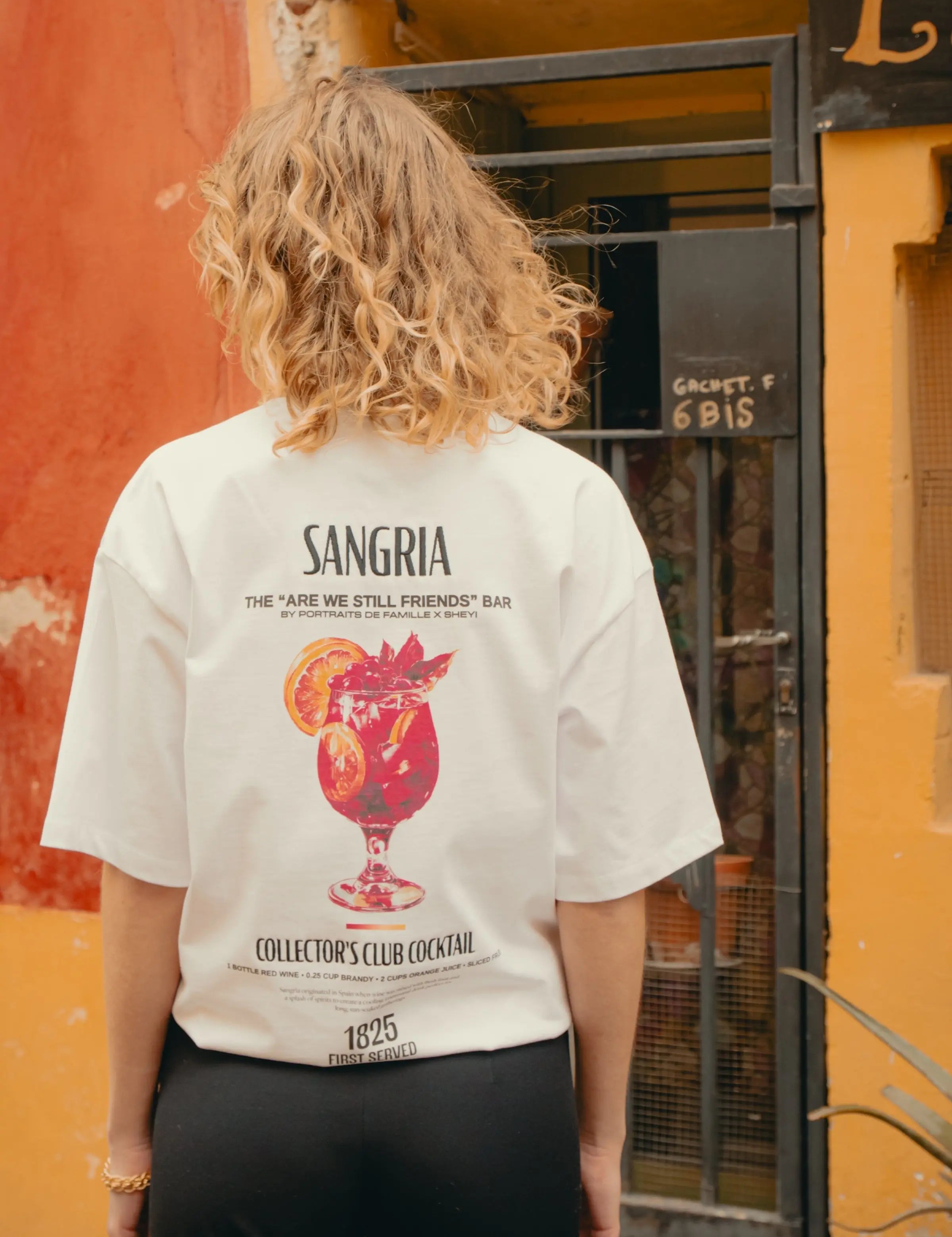 Portraits de Famille Liquid The Tee Sangria Model 1