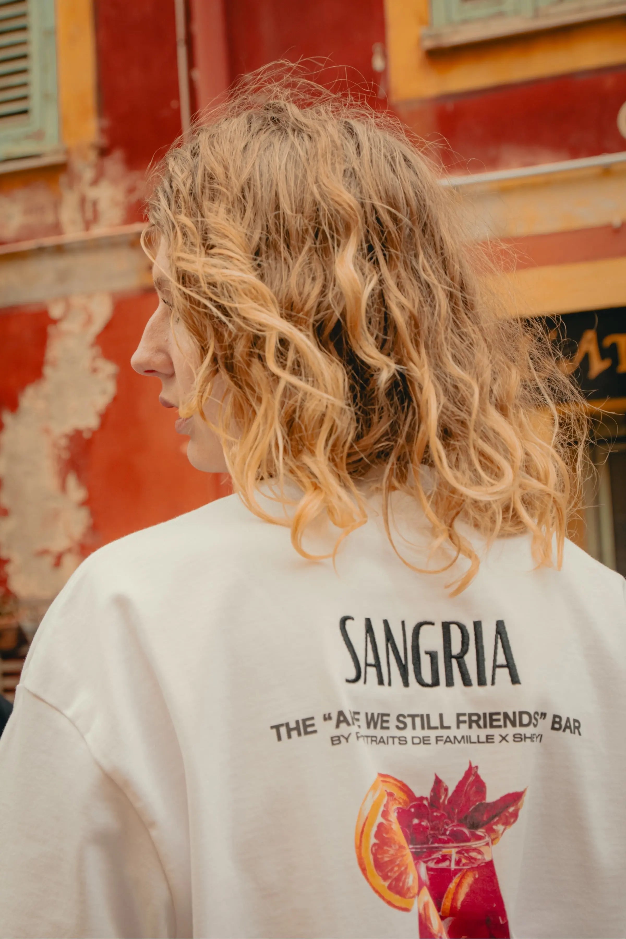 Portraits de Famille Liquid The Tee Sangria Model 5