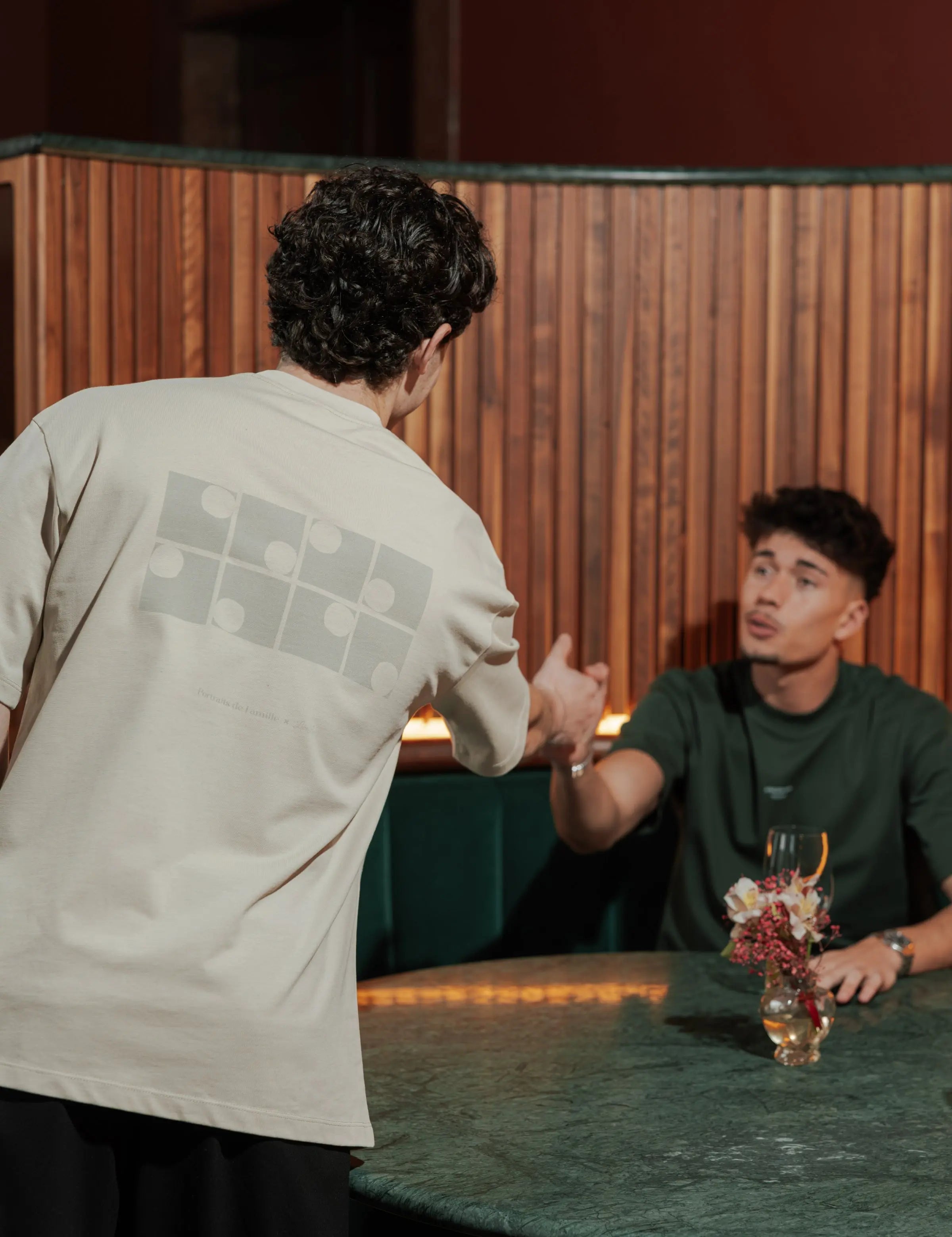 Portraits de Famille States The Tee Friends Model 1