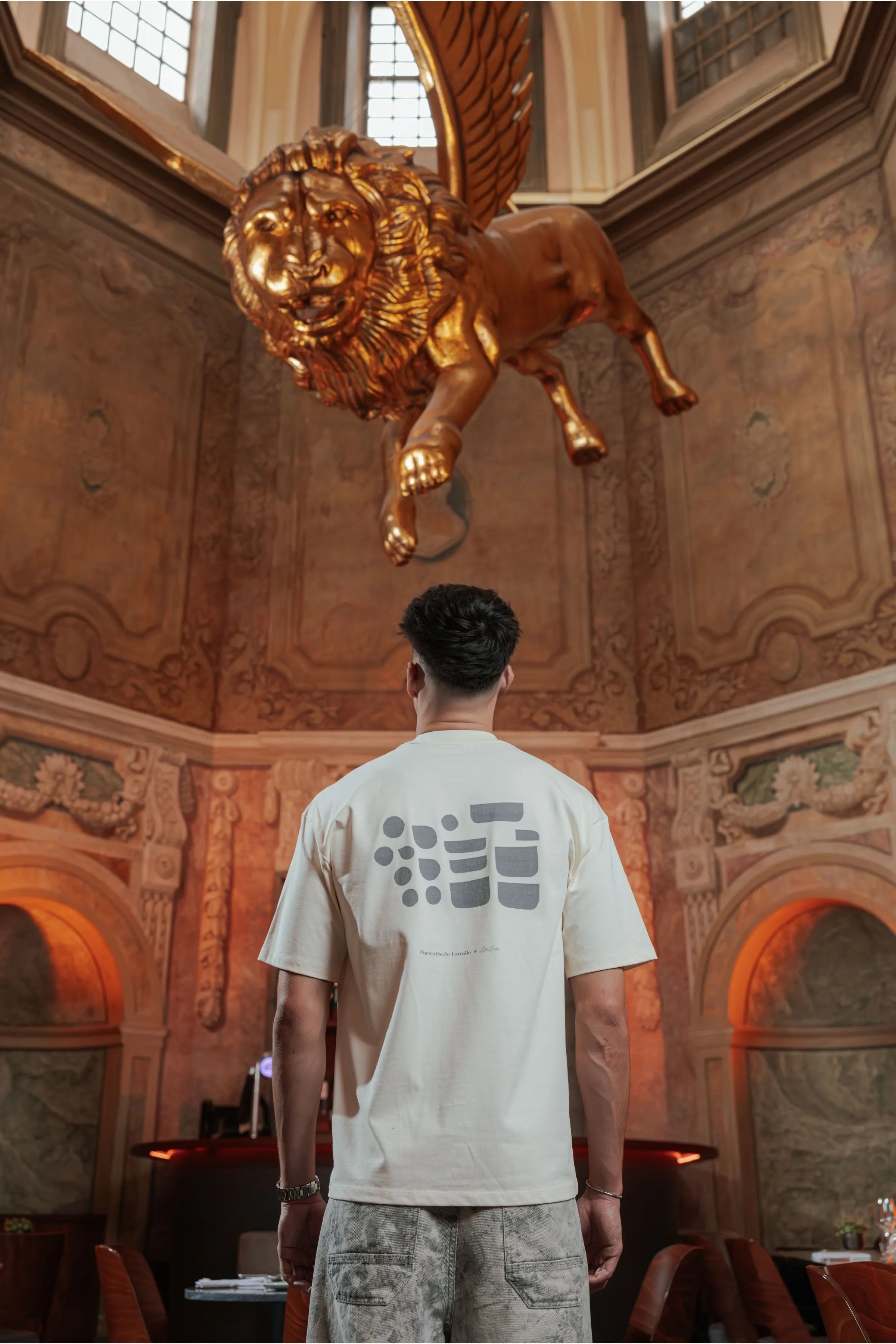 Portraits de Famille States The Tee Pieces Model 1