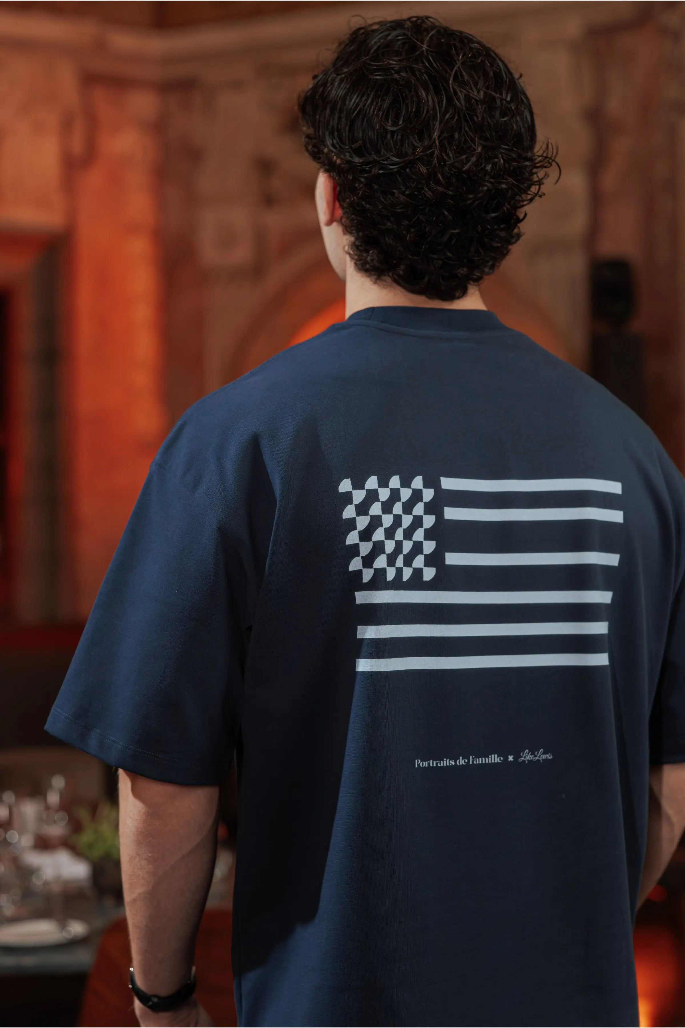 Portraits de Famille States The Tee United Model 2