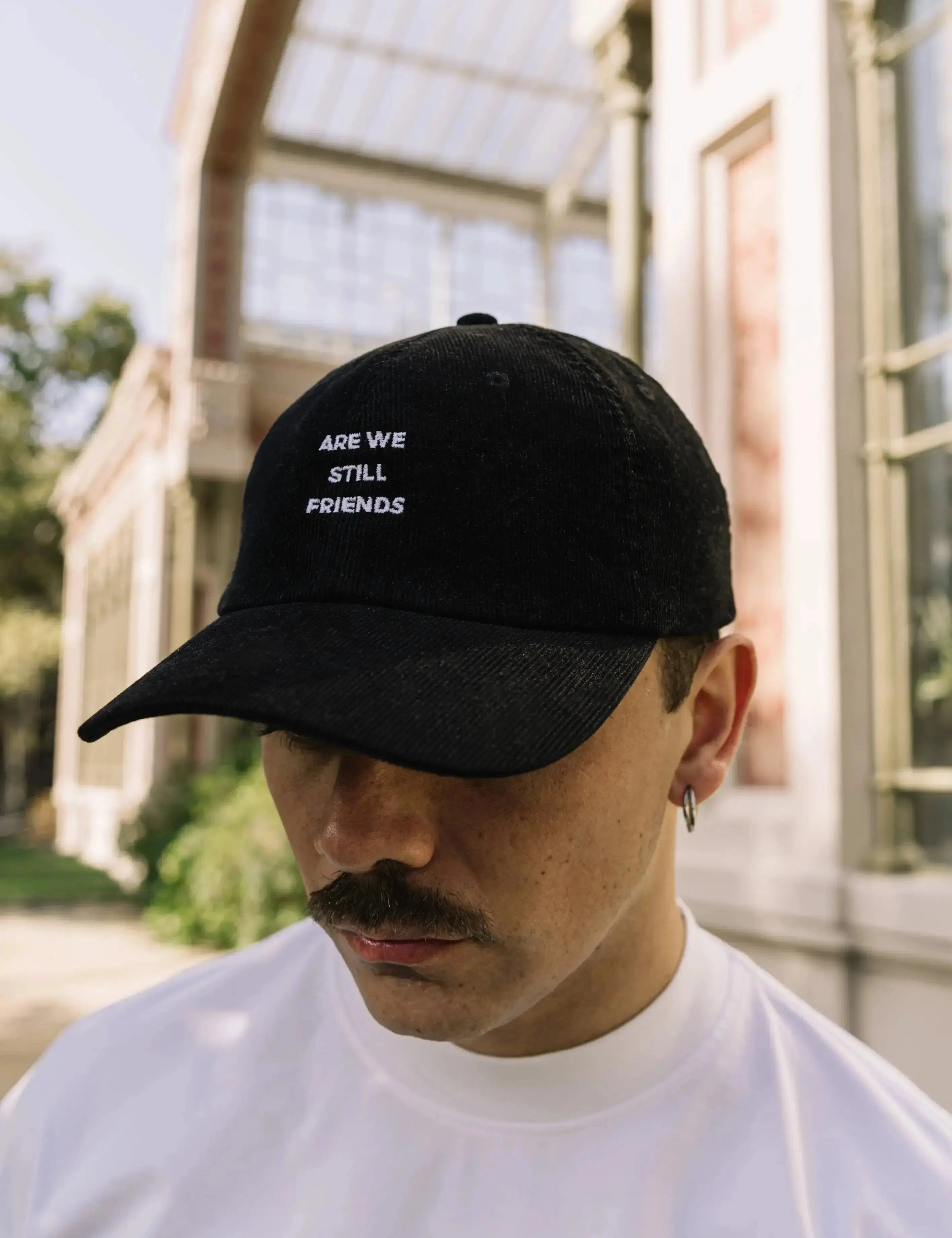 Portraits de Famille The Cap Corduroy Model 2