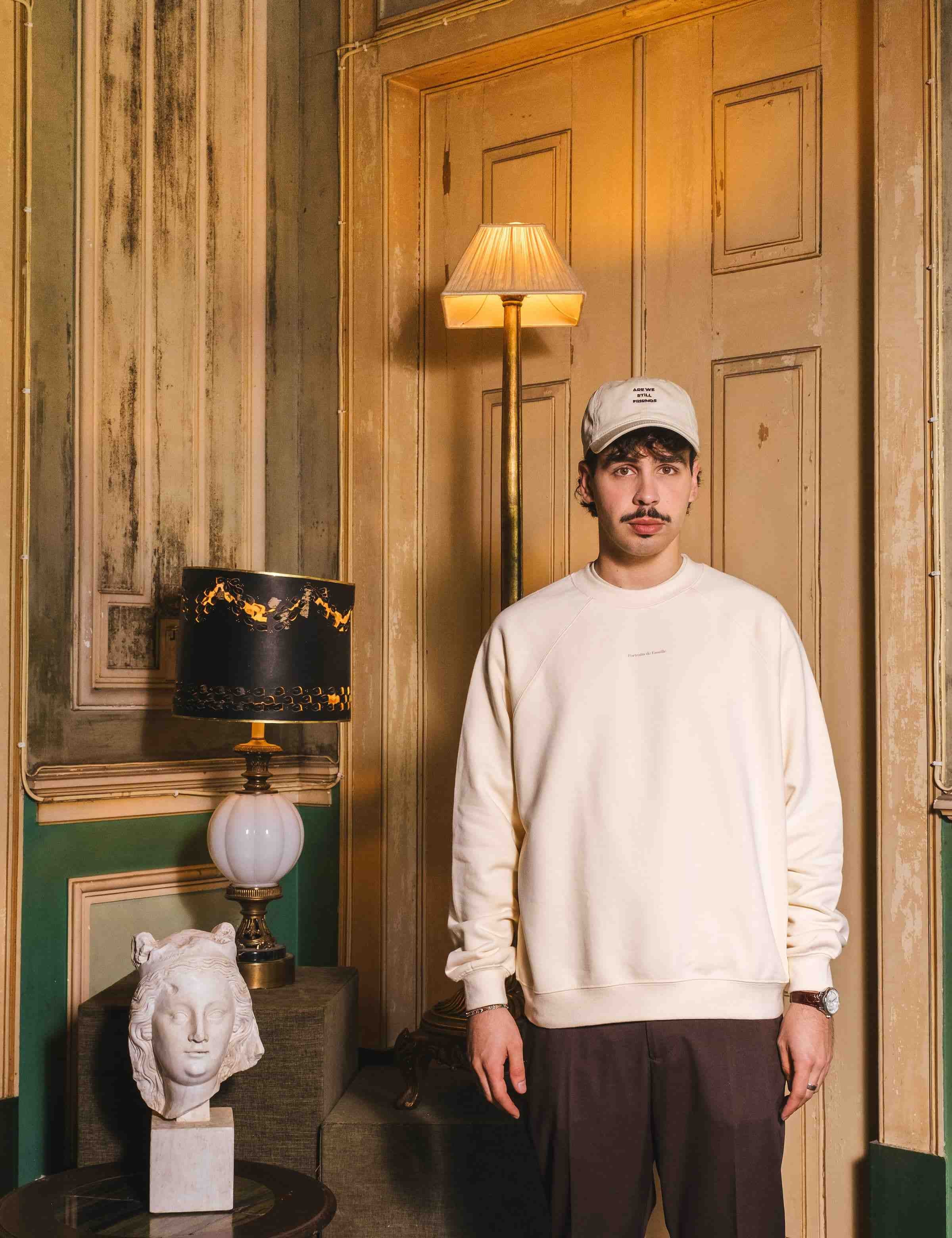 Portraits de Famille The Sweatshirt Logo Lookbook