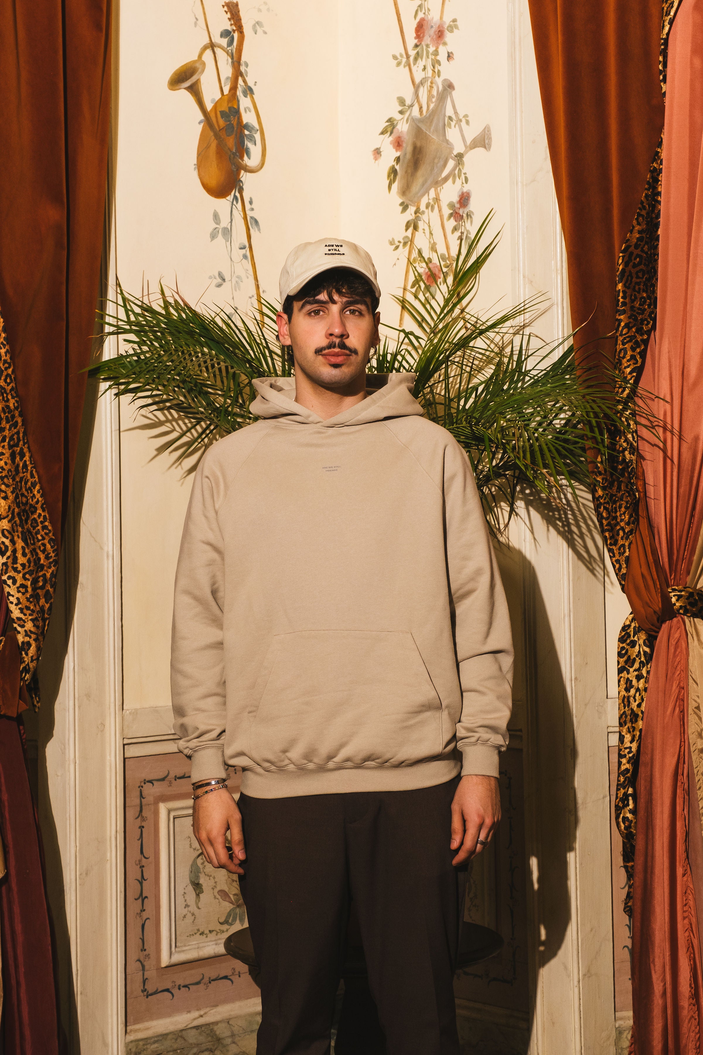 Portraits de Famille The Essentials The Hoodie Pass Lookbook 2