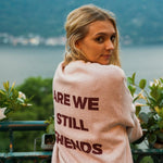 Portraits de Famille The Essentials The Sweater Question Model 2