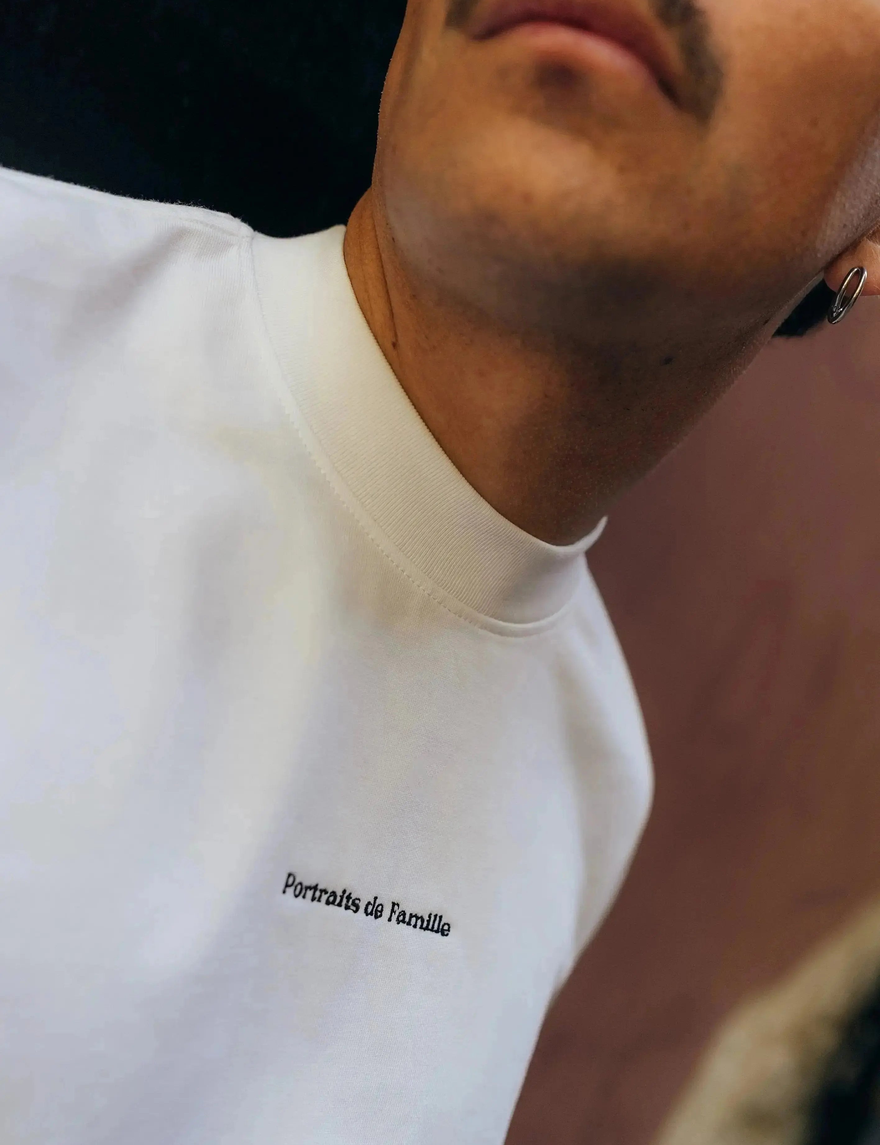 Portraits de Famille The Essentials The Tee Logo Embroidered Model 10