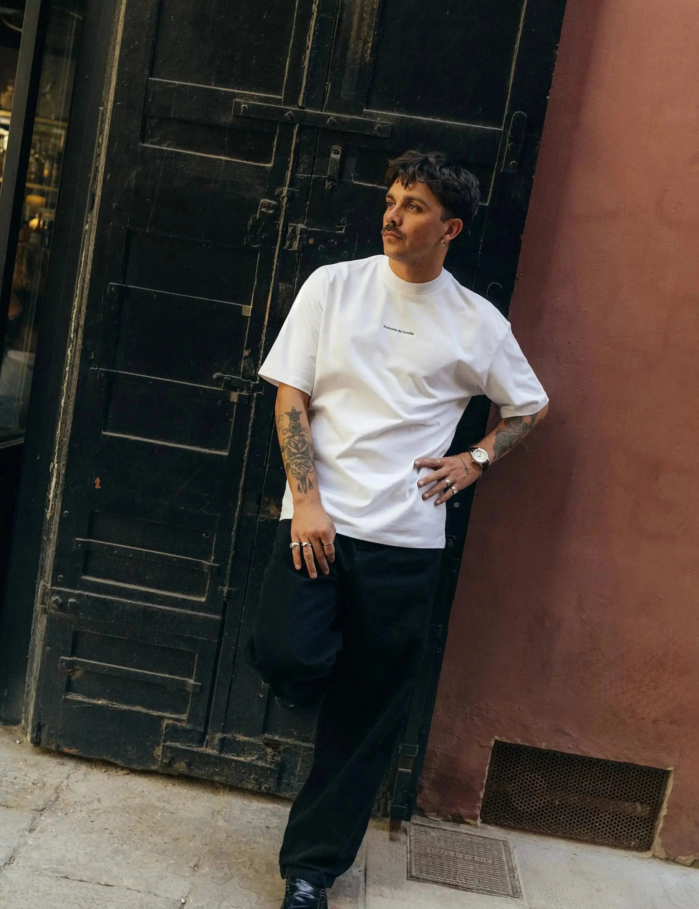 Portraits de Famille The Essentials The Tee Logo Embroidered Model 7