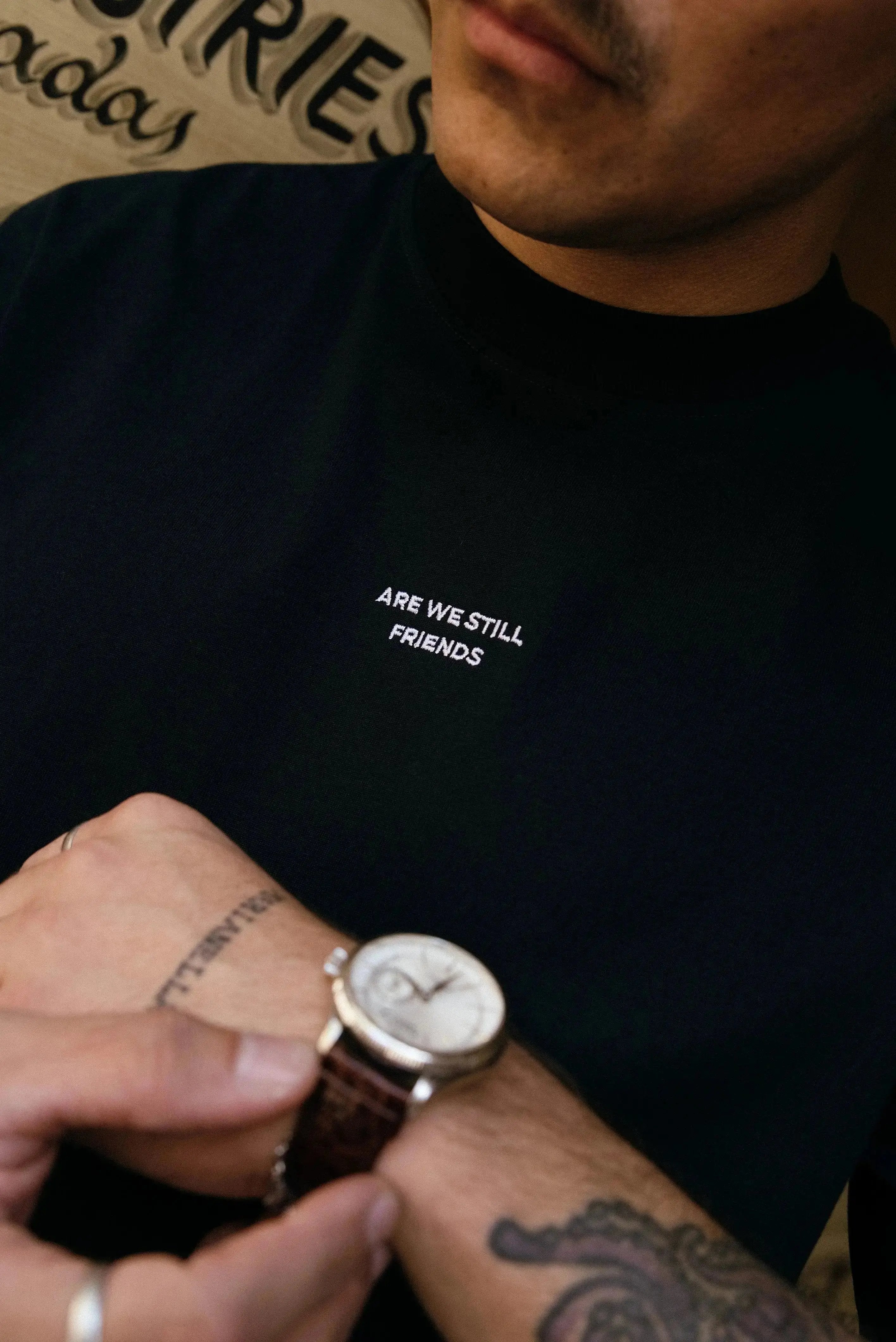 Portraits de Famille The Essentials The Tee Pass Embroidered Model 4