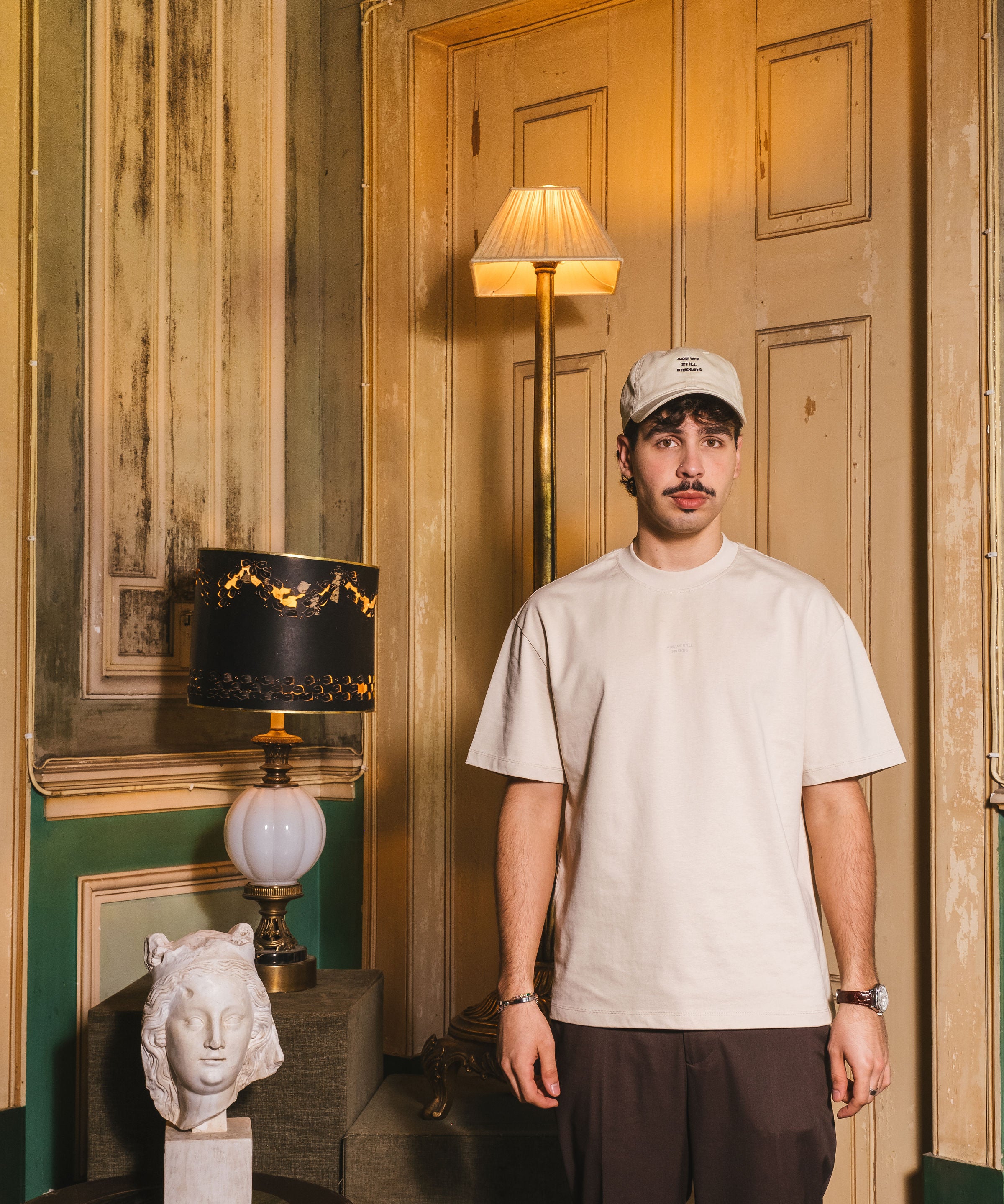 Portraits de Famille The Essentials The Tee Pass Lookbook 1