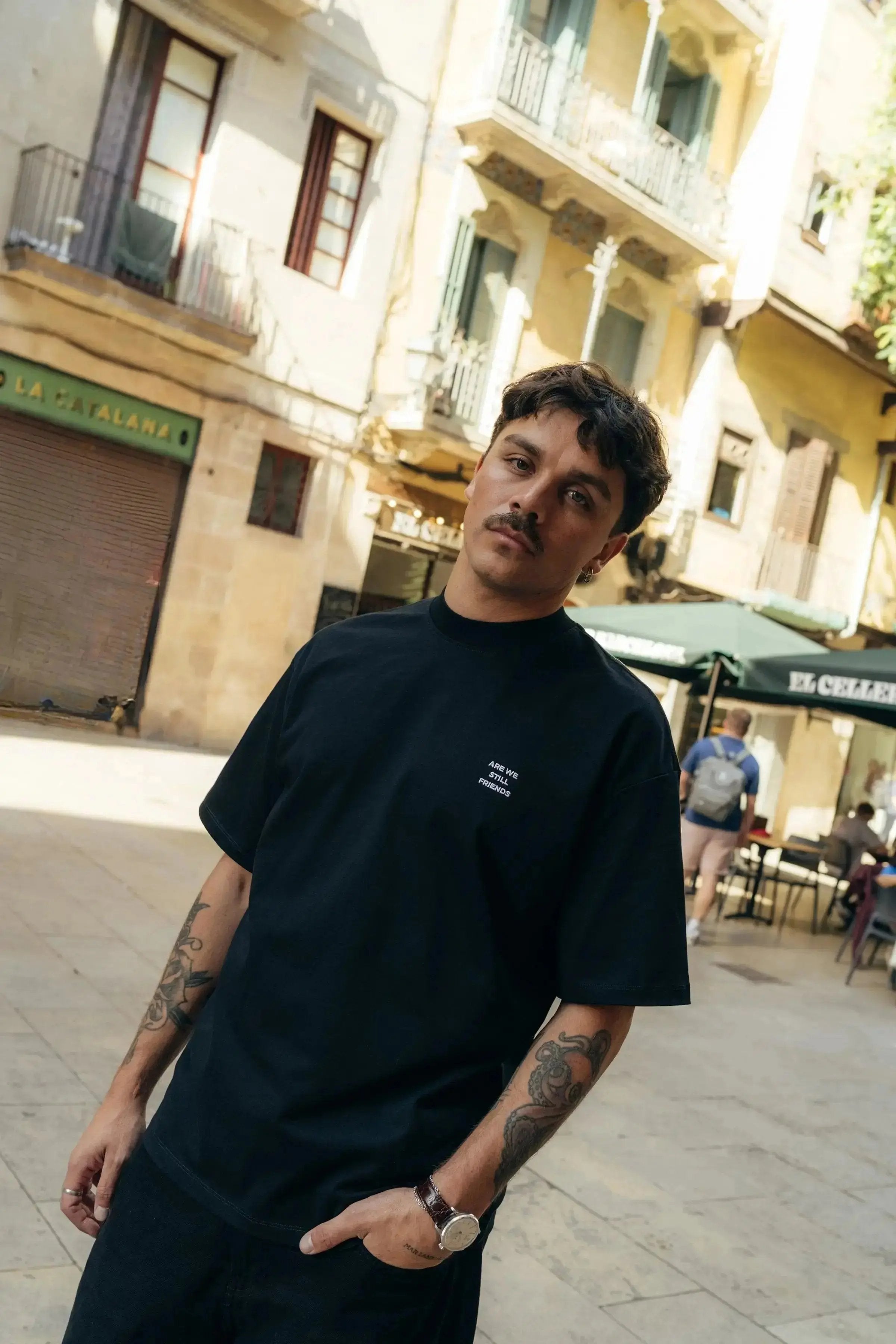 Portraits de Famille The Essentials The Tee Question Embroidered Model 4