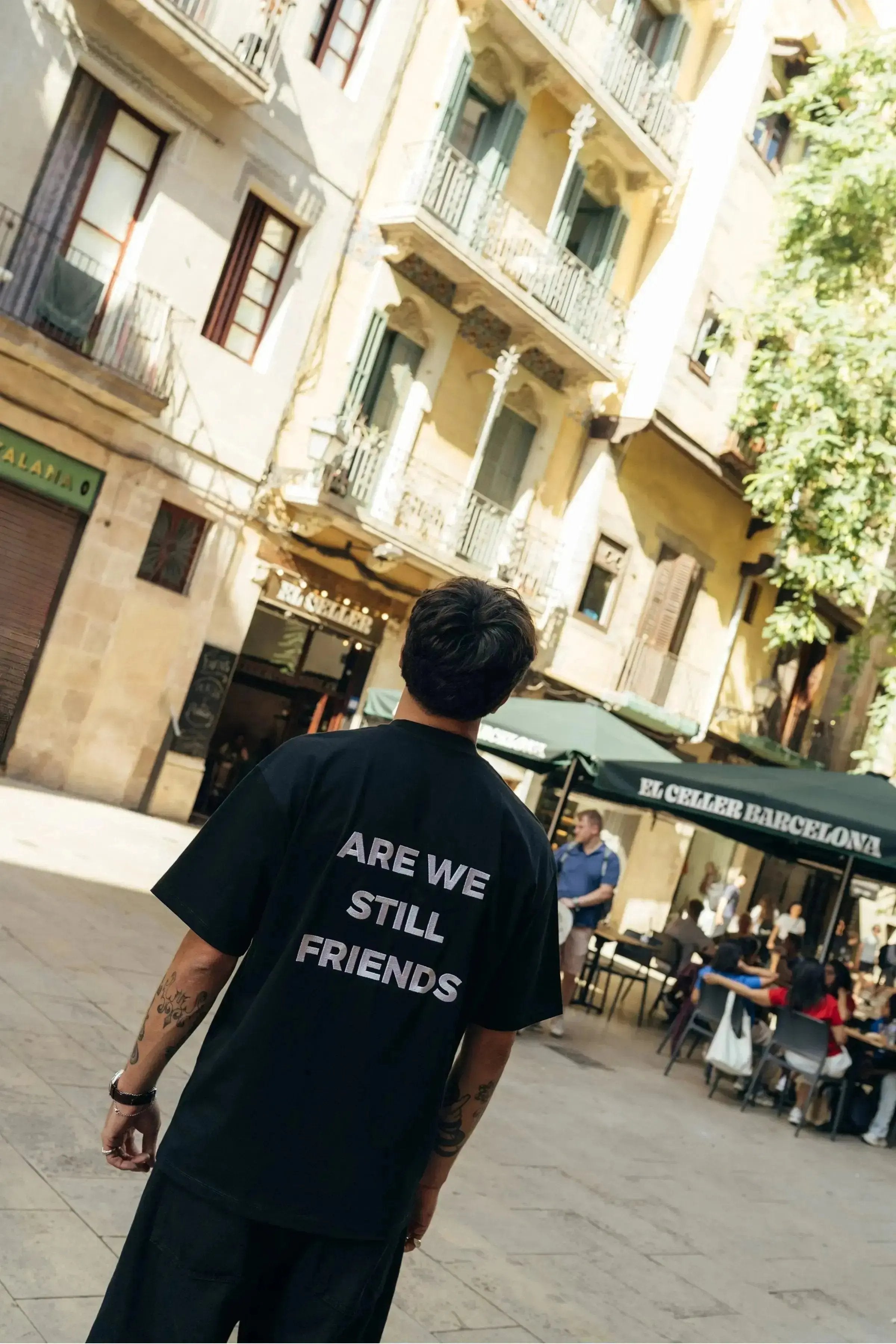 Portraits de Famille The Essentials The Tee Question Embroidered Model 7