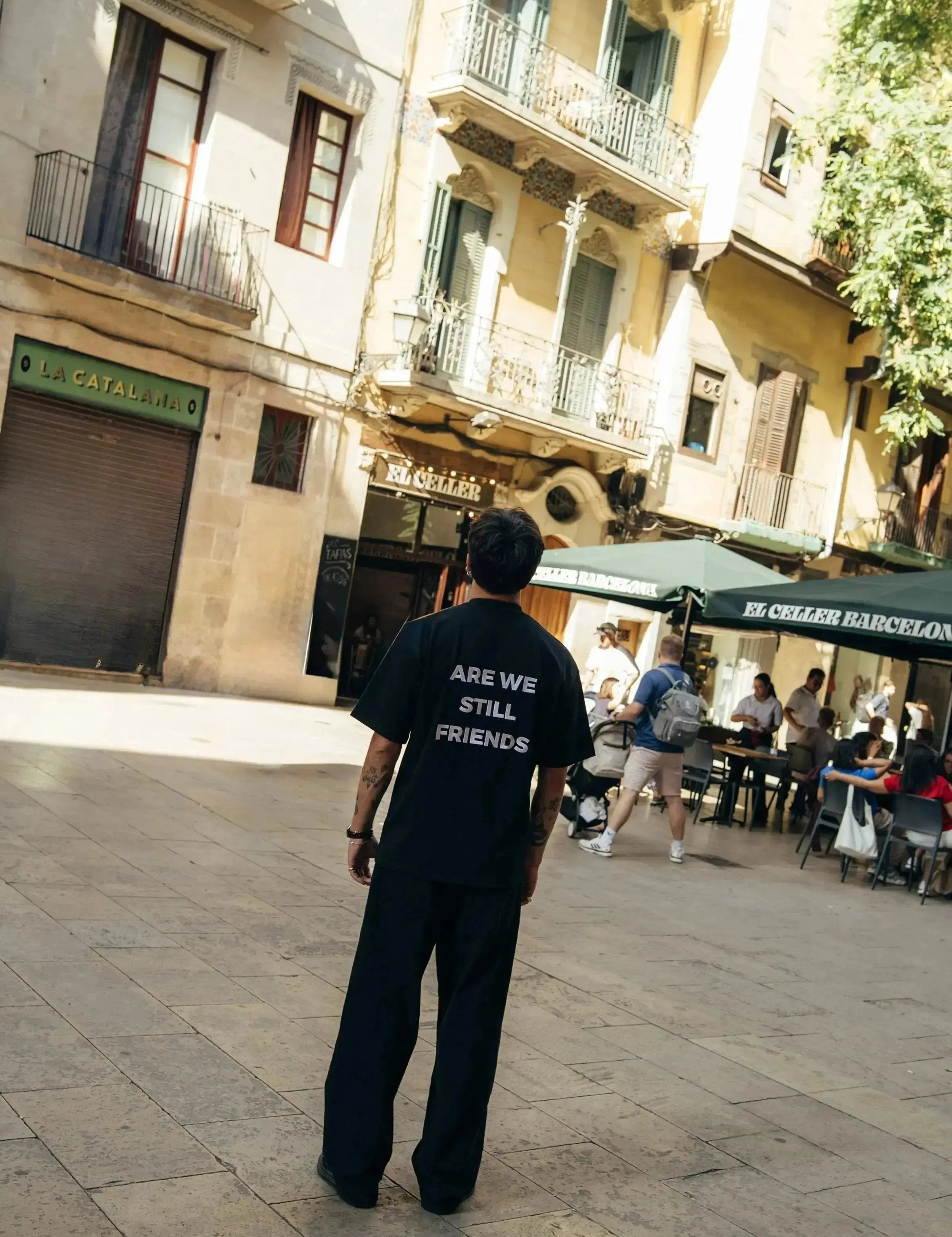 Portraits de Famille The Essentials The Tee Question Embroidered Model 8
