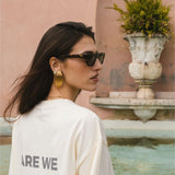 Portraits de Famille The Essentials The Tee Question Model 7