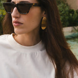 Portraits de Famille The Essentials The Tee Question Model 8